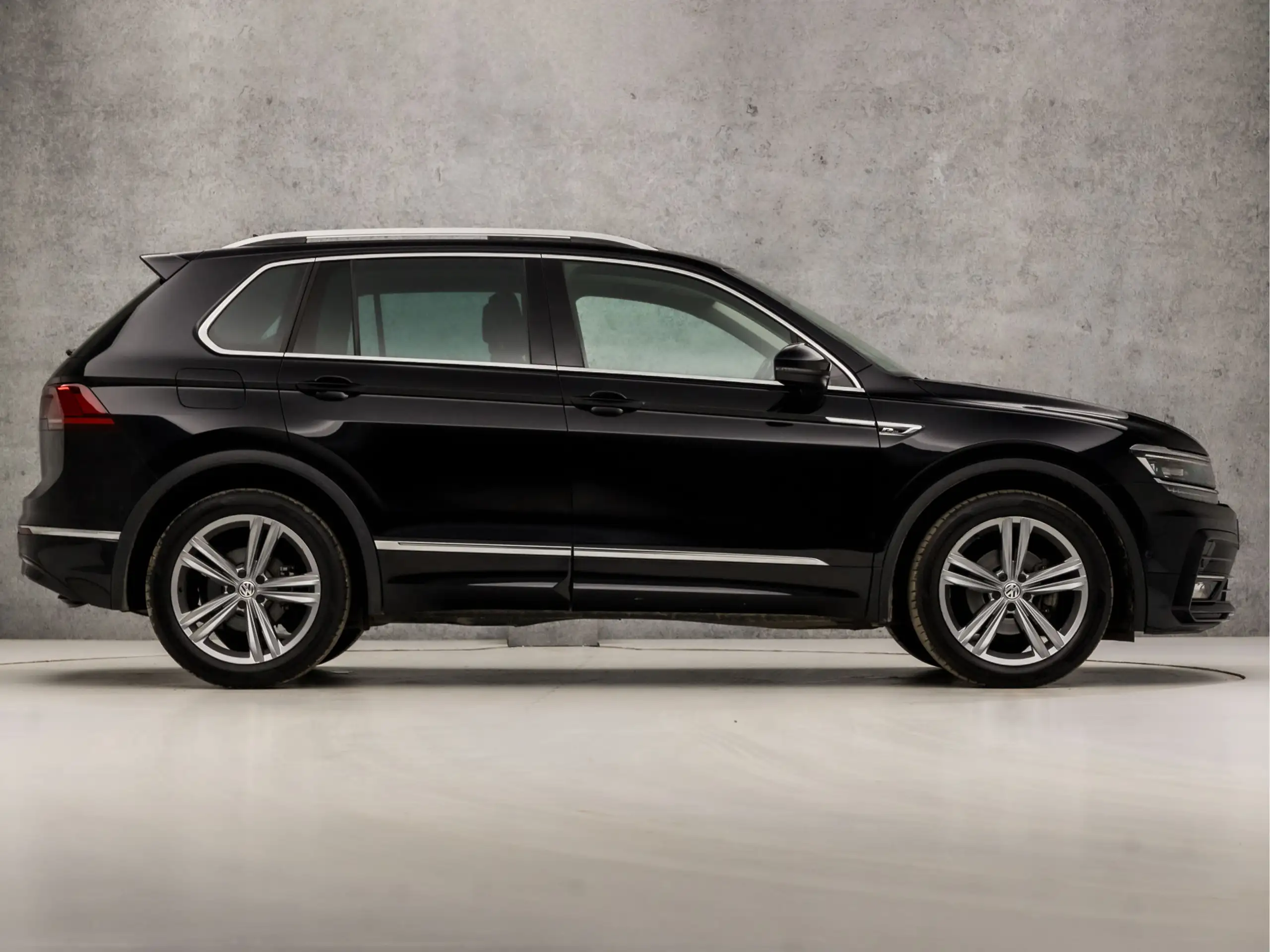 Volkswagen - Tiguan