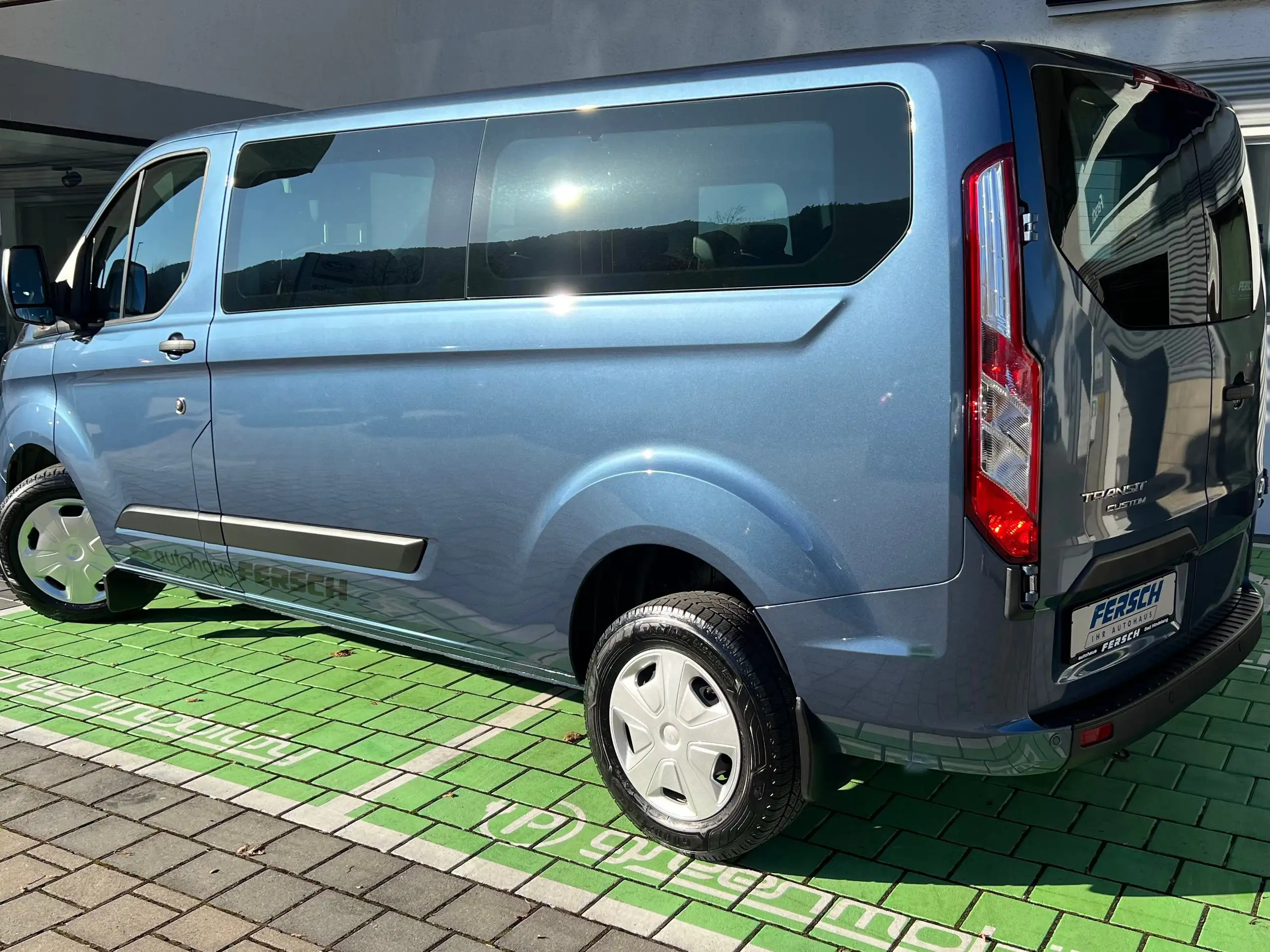 Ford - Transit Custom