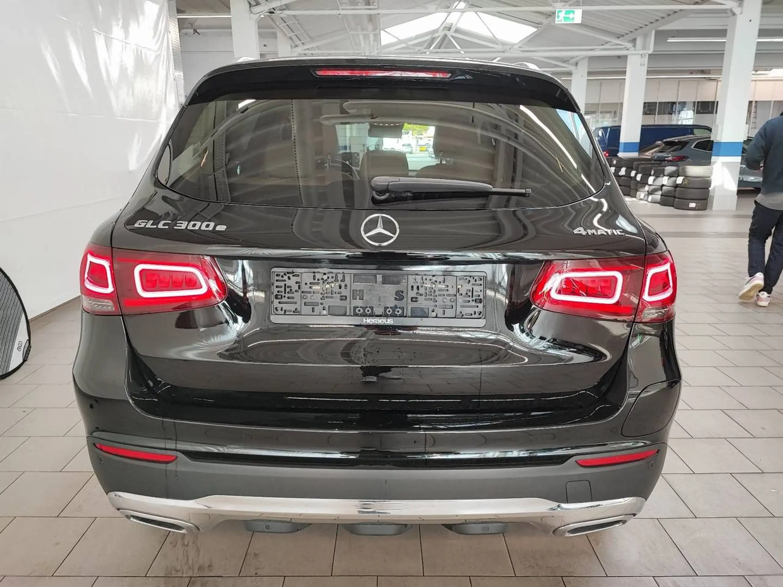 Mercedes-Benz - GLC 300