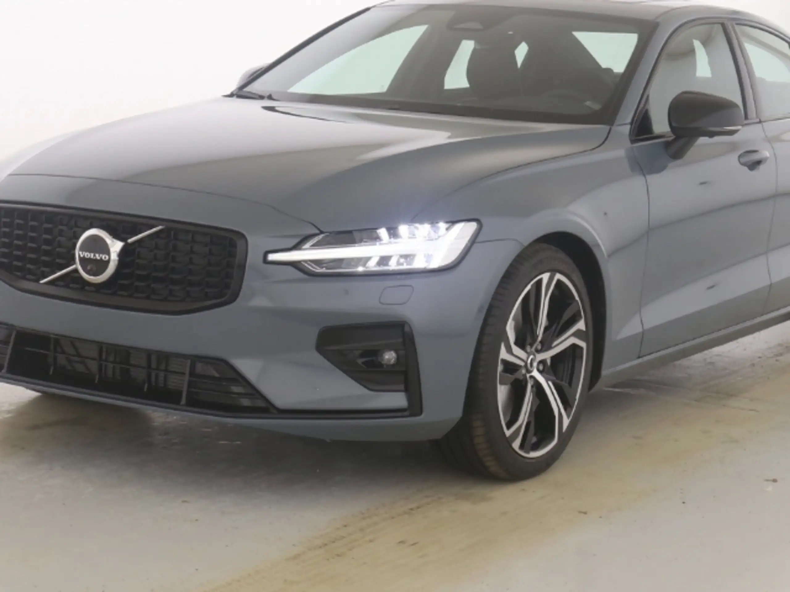 Volvo - S60