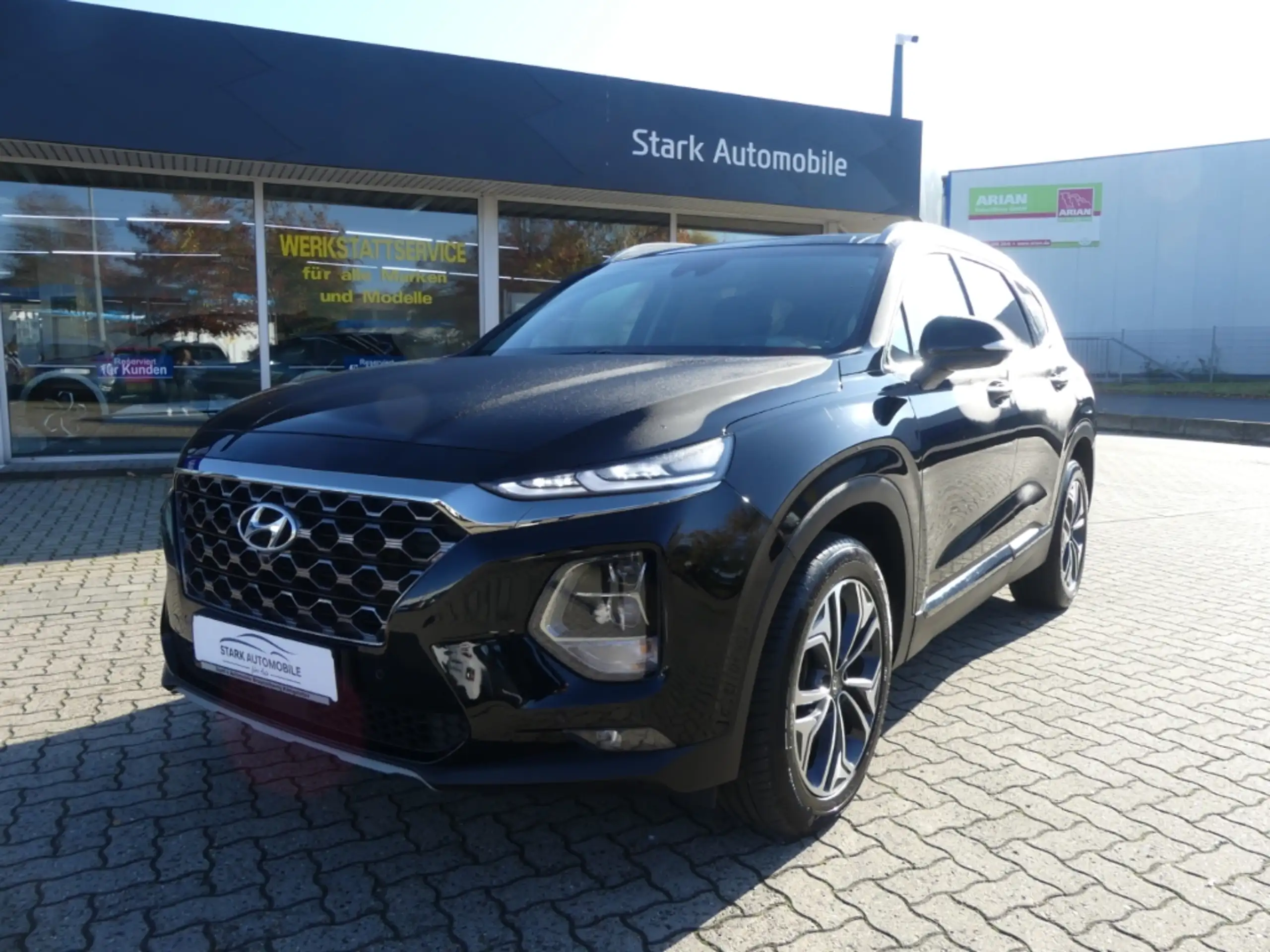 Hyundai - SANTA FE