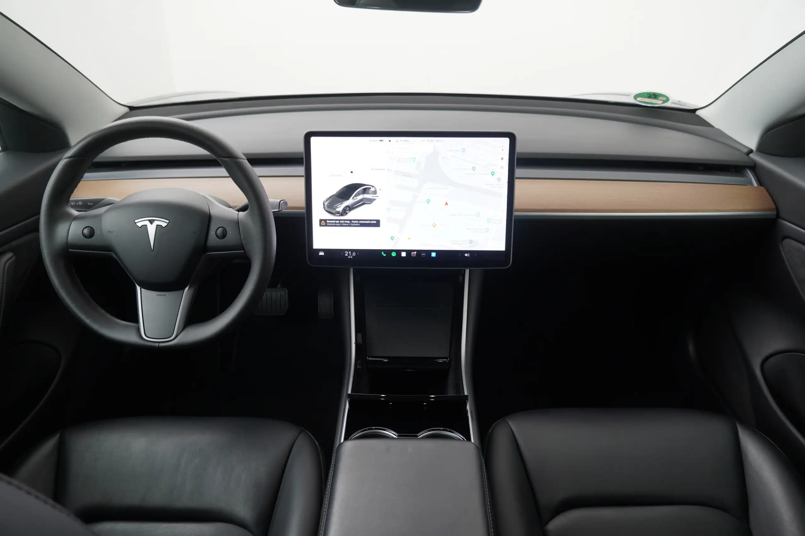 Tesla - Model 3