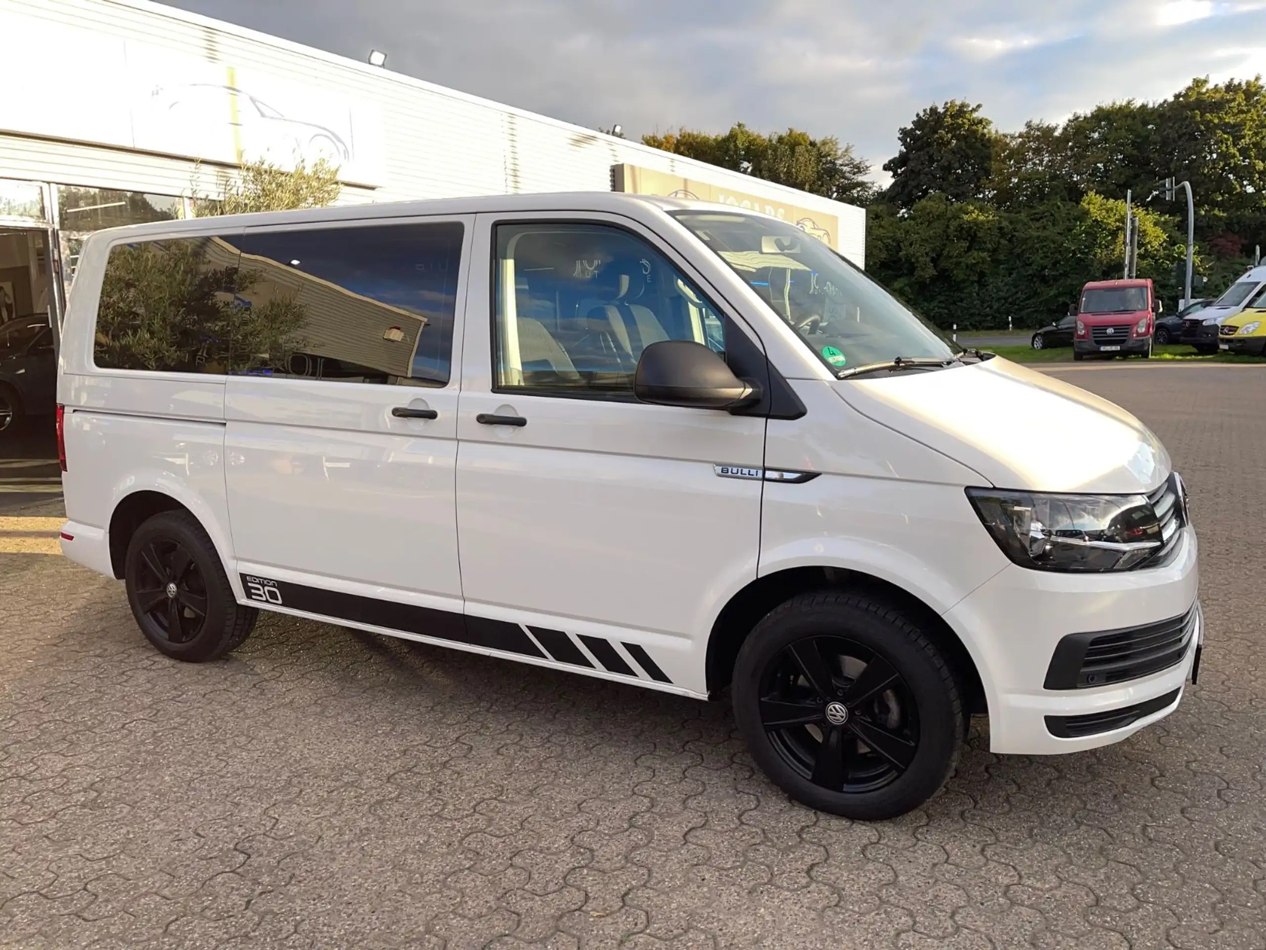 Volkswagen - T6 Transporter