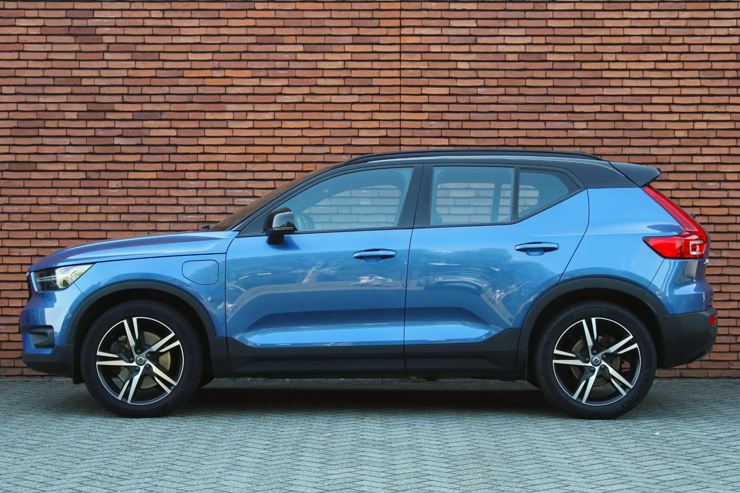 Volvo - XC40