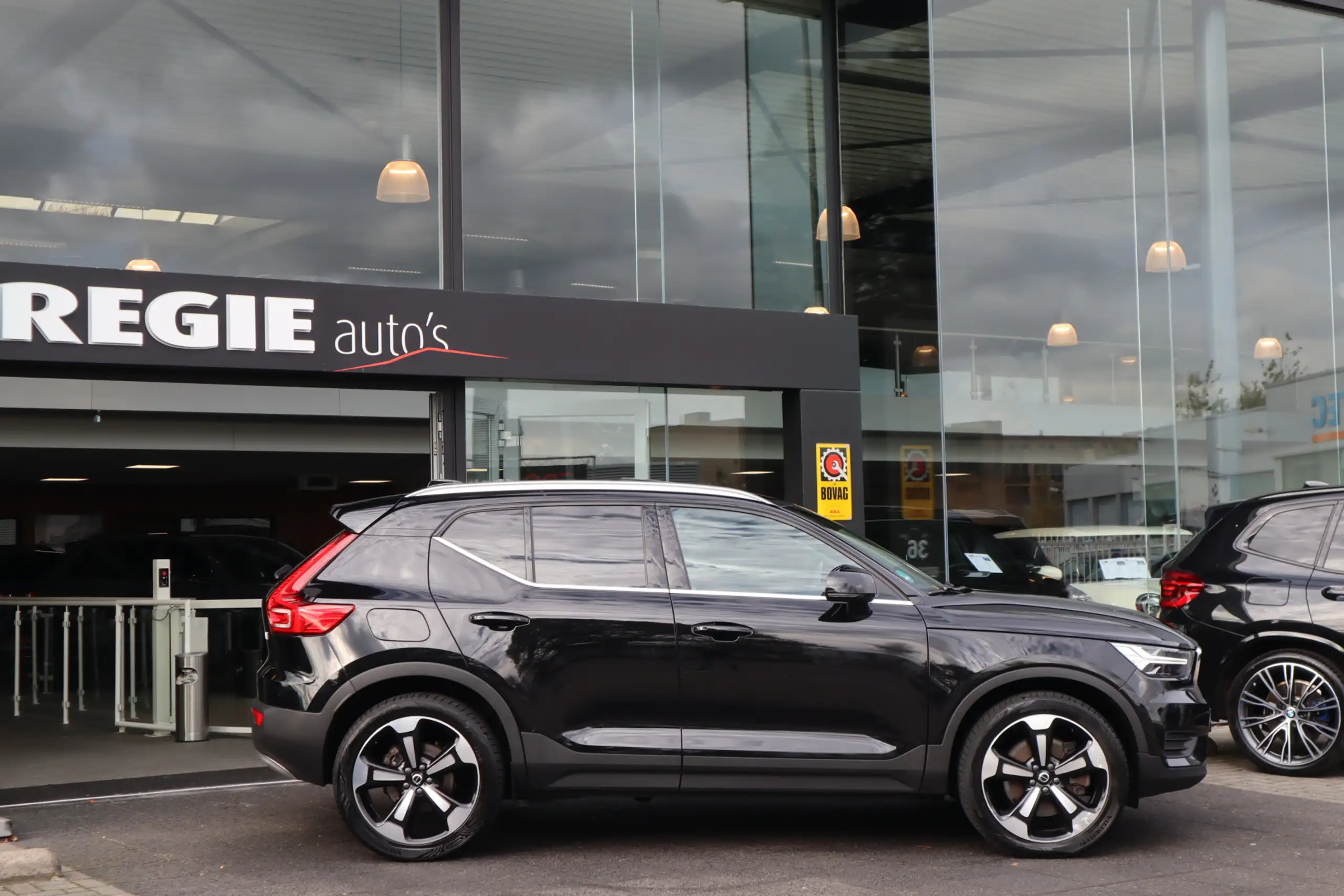 Volvo - XC40