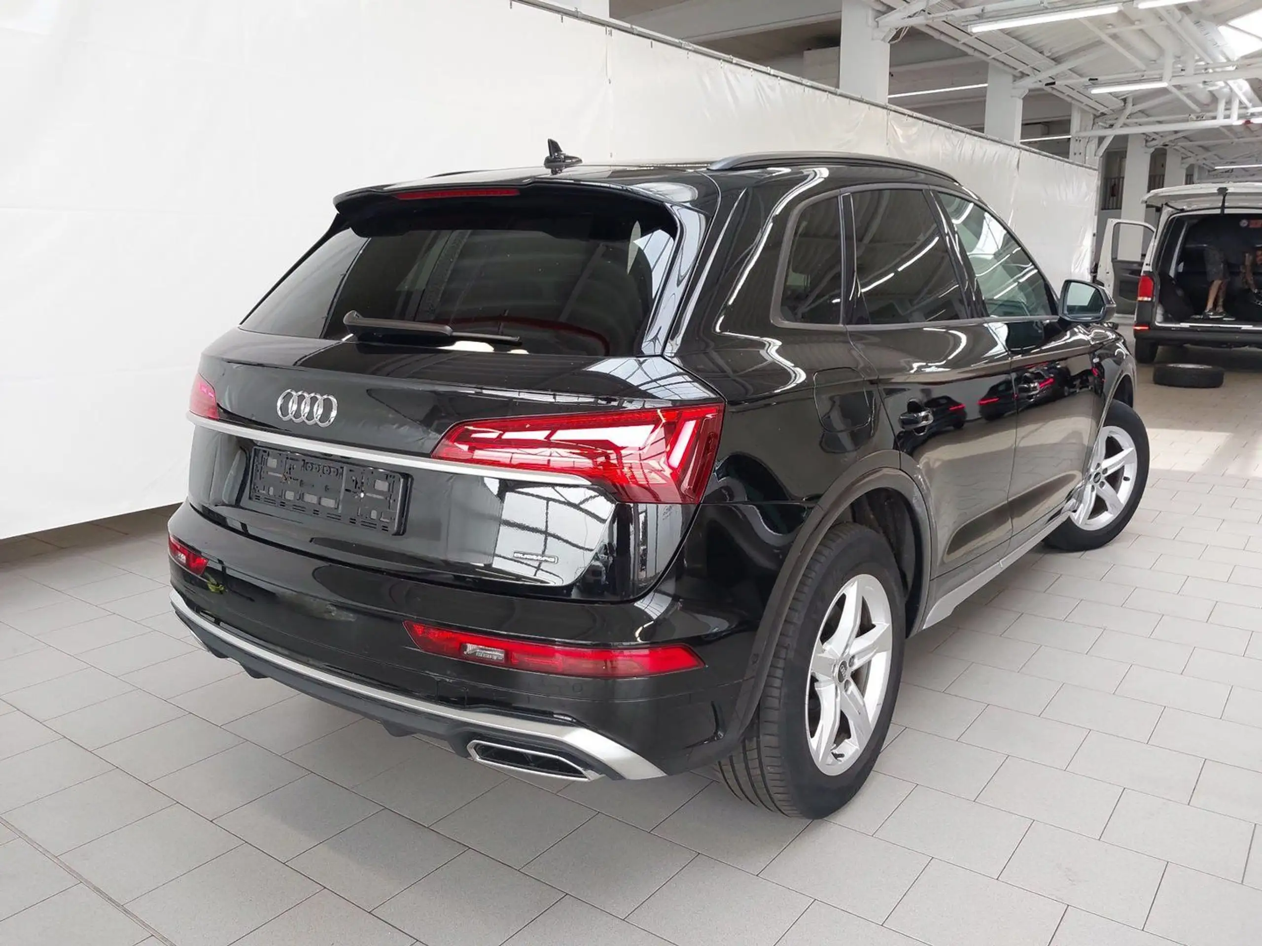 Audi - Q5