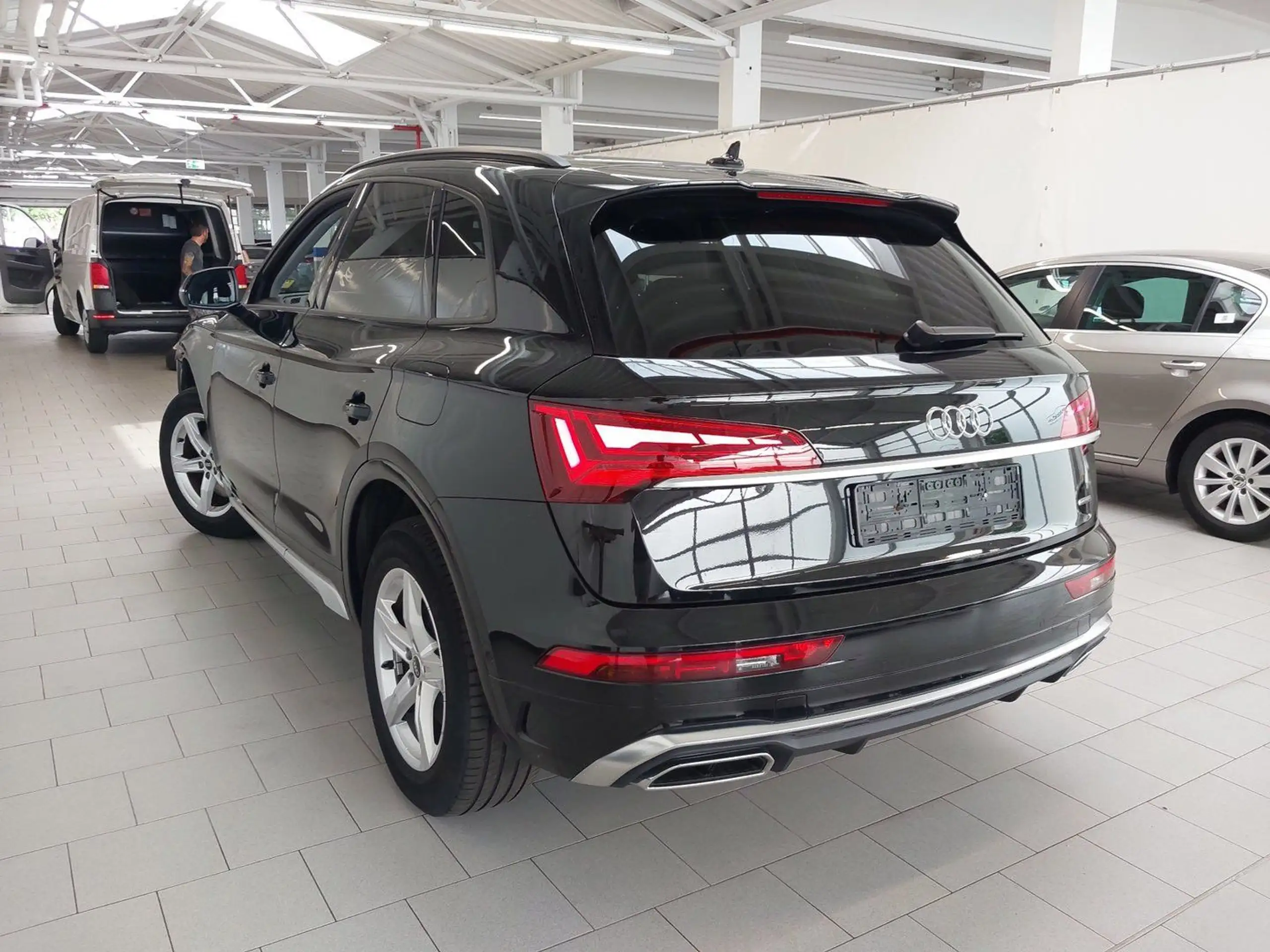 Audi - Q5