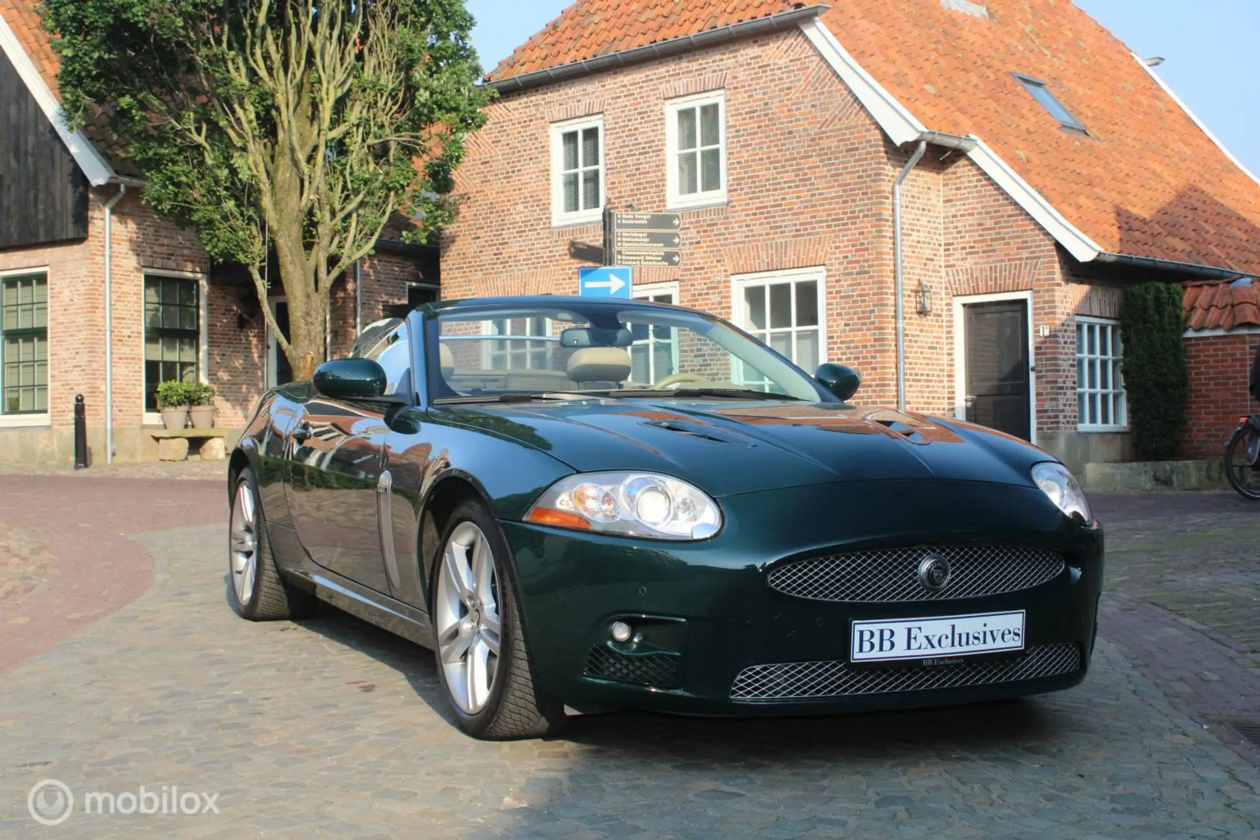 Jaguar - XKR