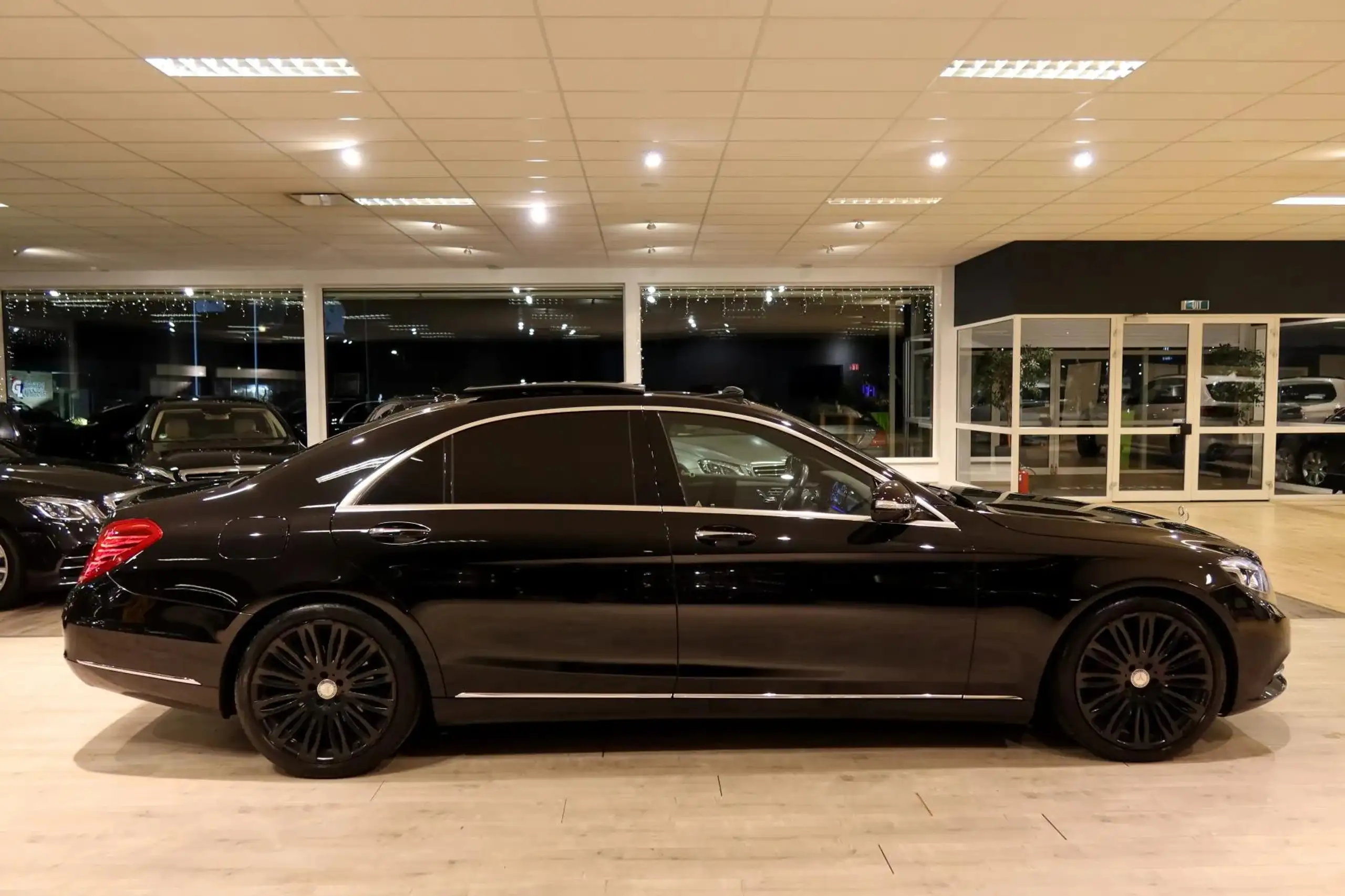 Mercedes-Benz - S 350