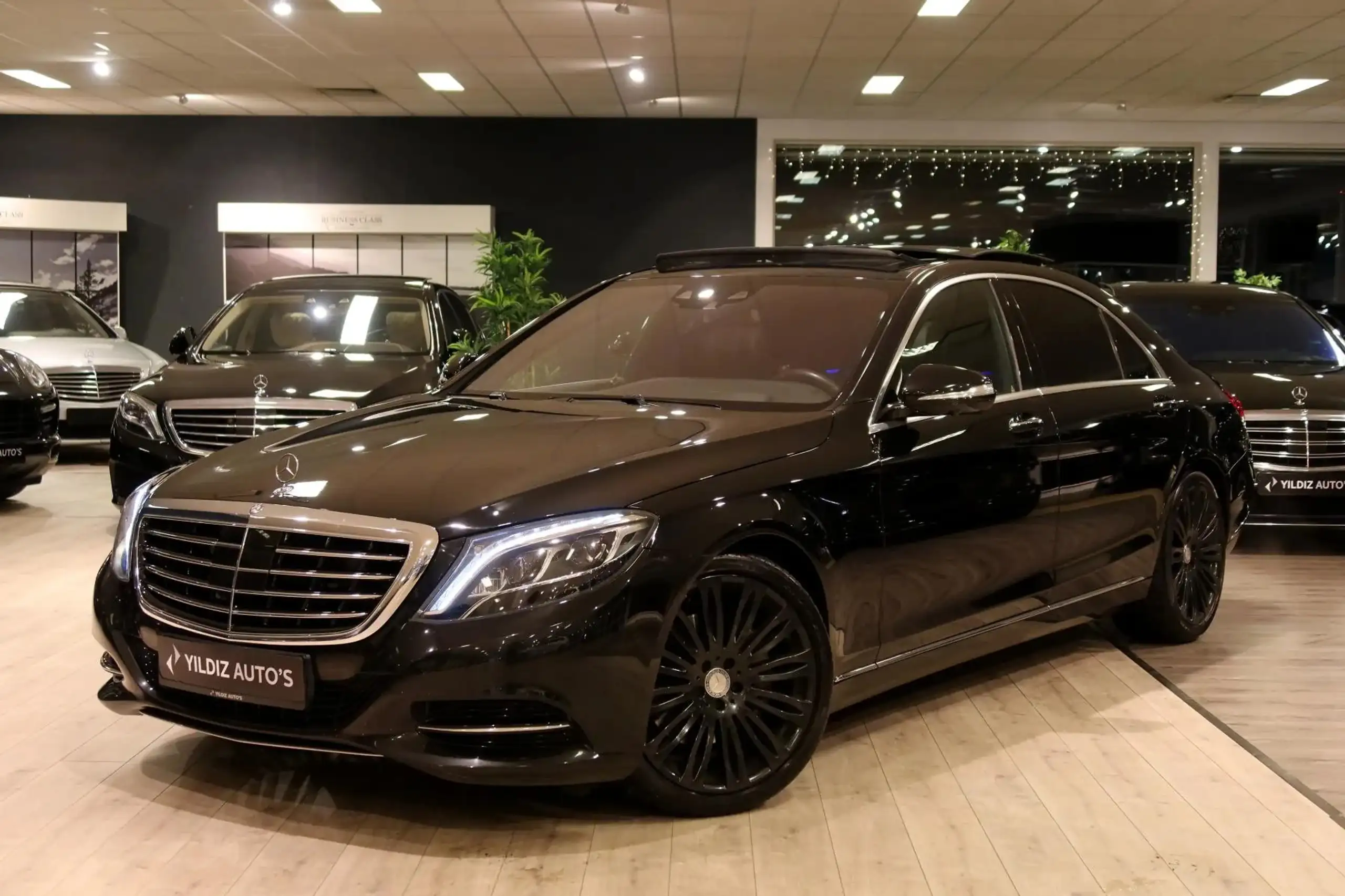 Mercedes-Benz - S 350