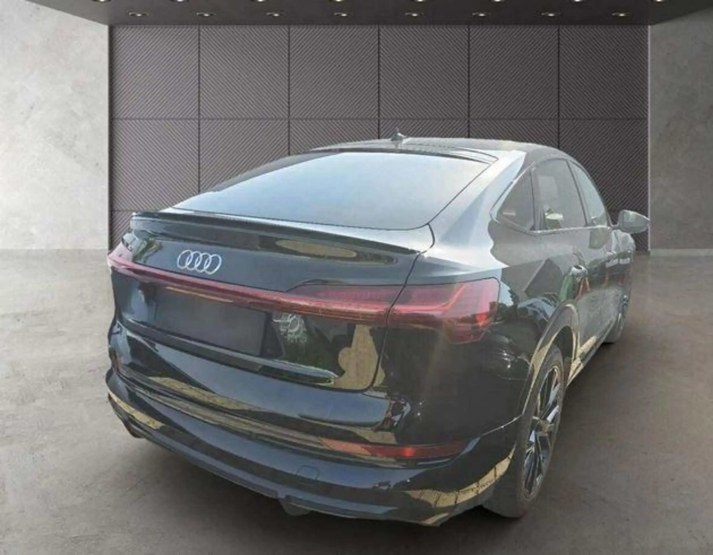 Audi - e-tron