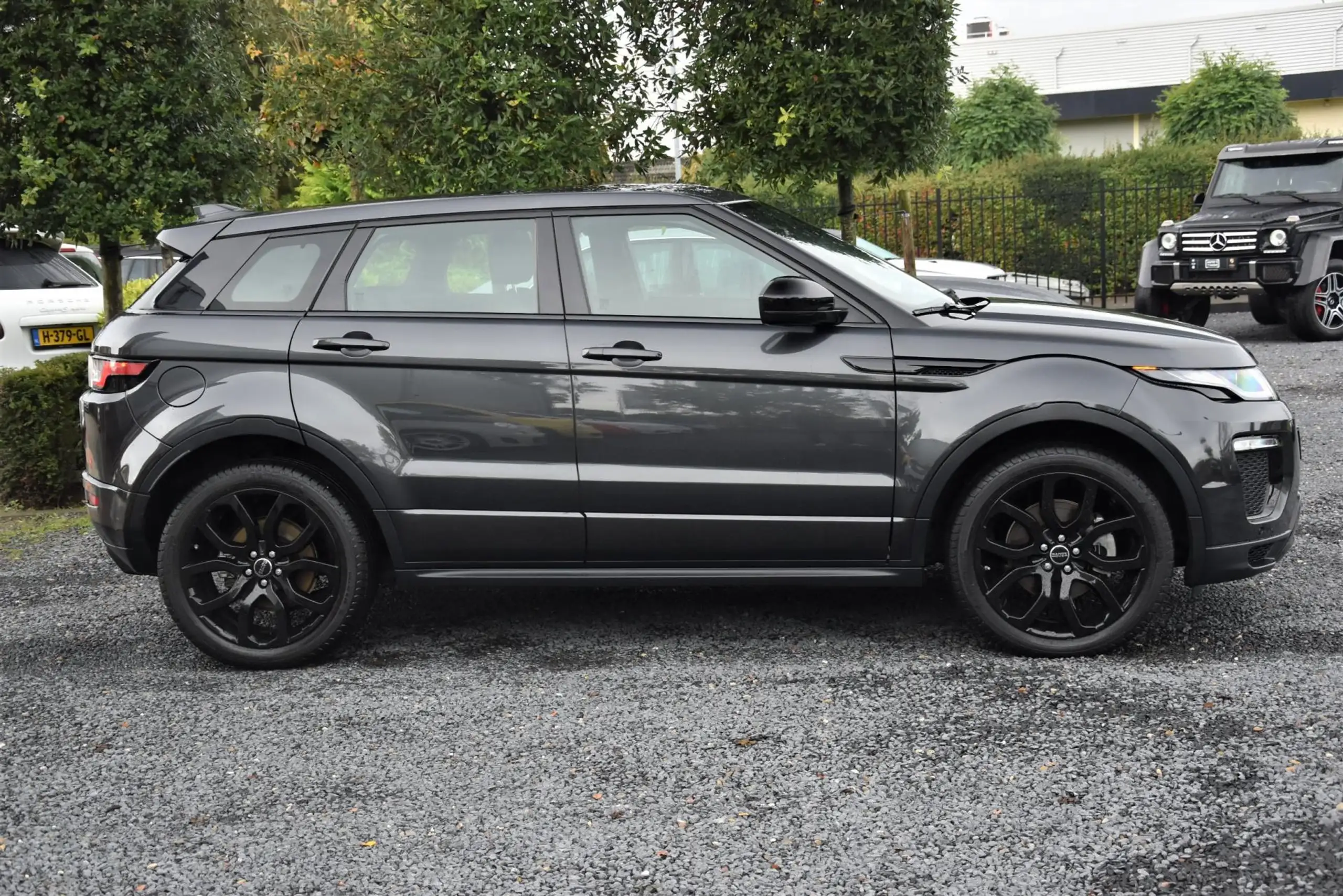 Land Rover - Range Rover Evoque