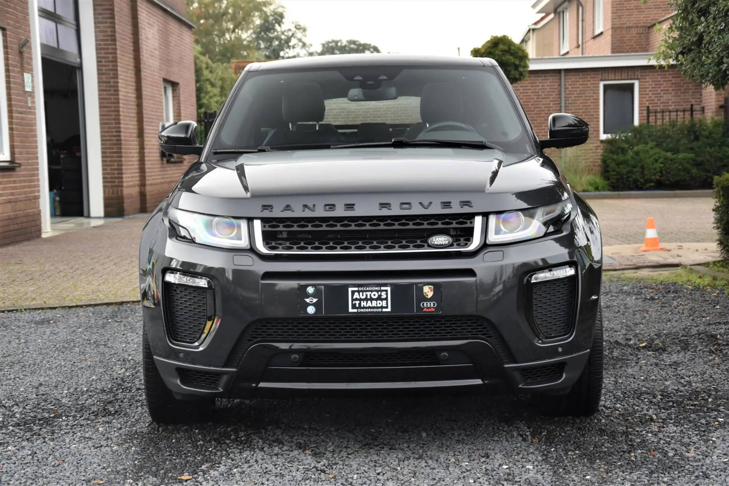 Land Rover - Range Rover Evoque