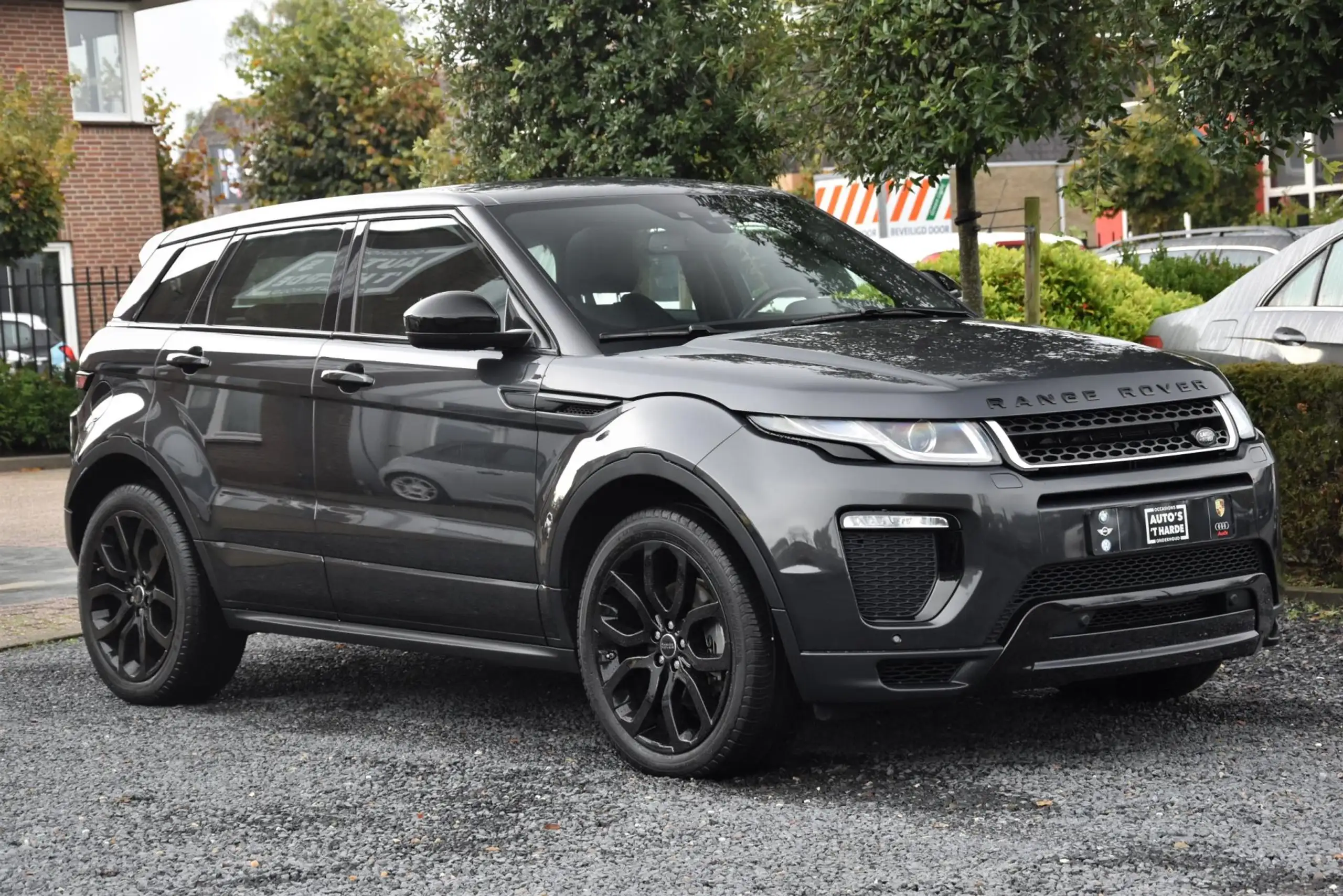 Land Rover - Range Rover Evoque