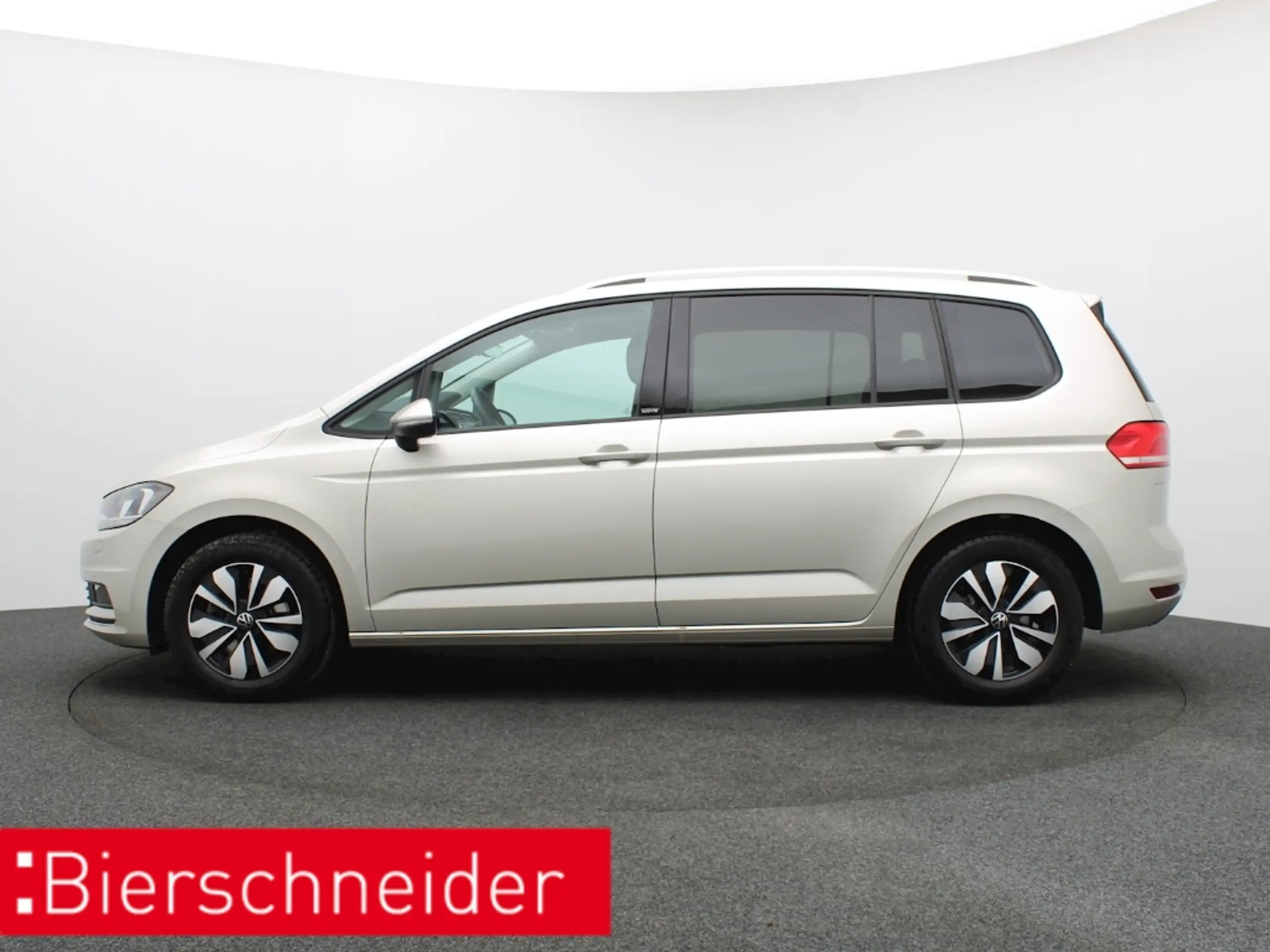 Volkswagen - Touran