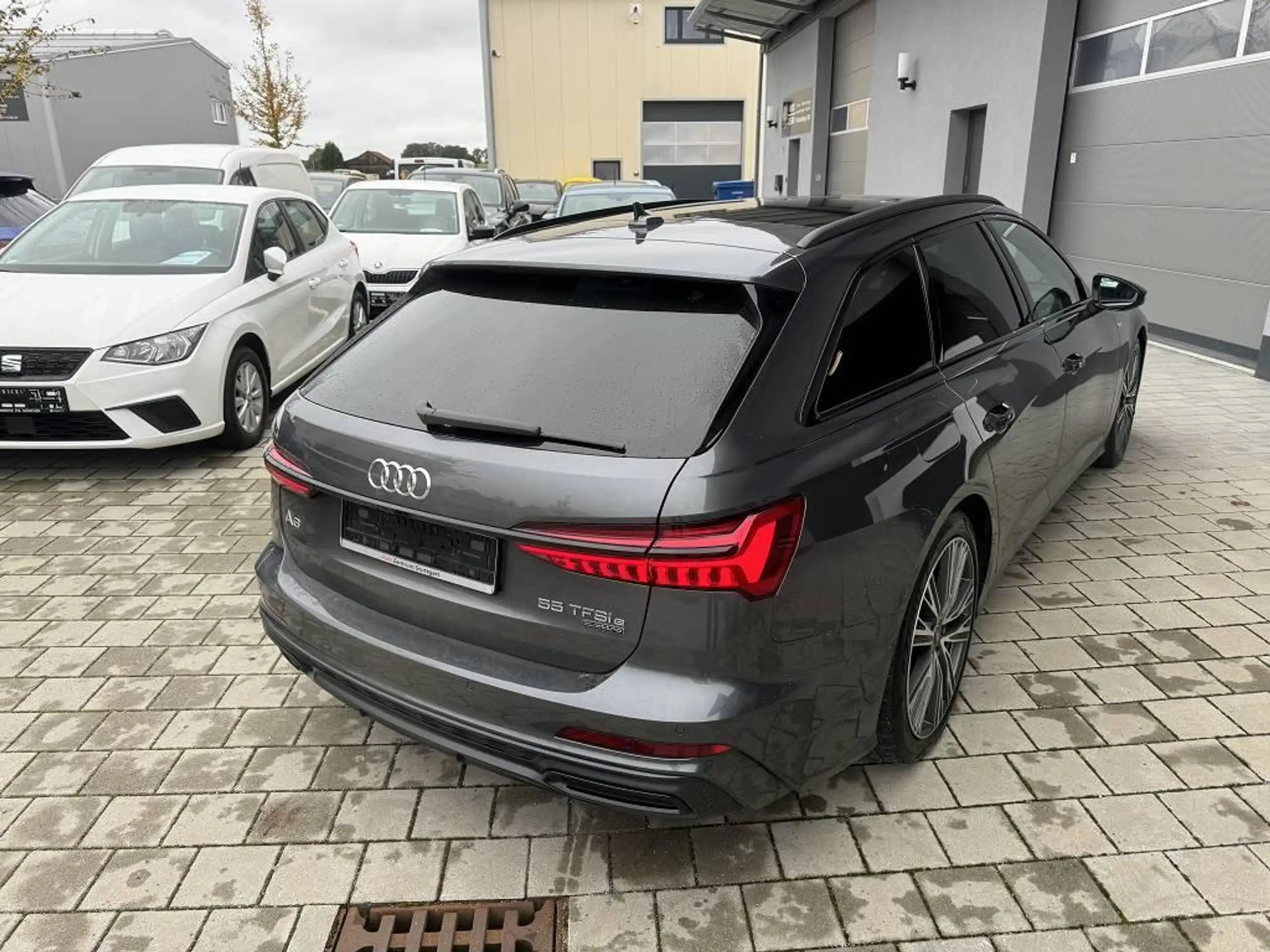 Audi - A6