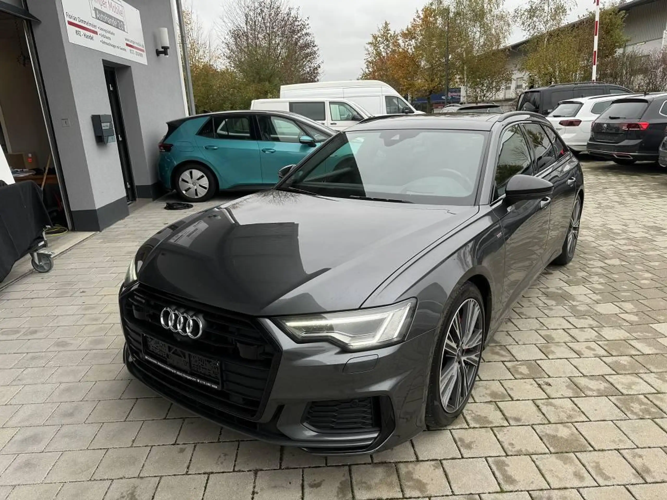 Audi - A6