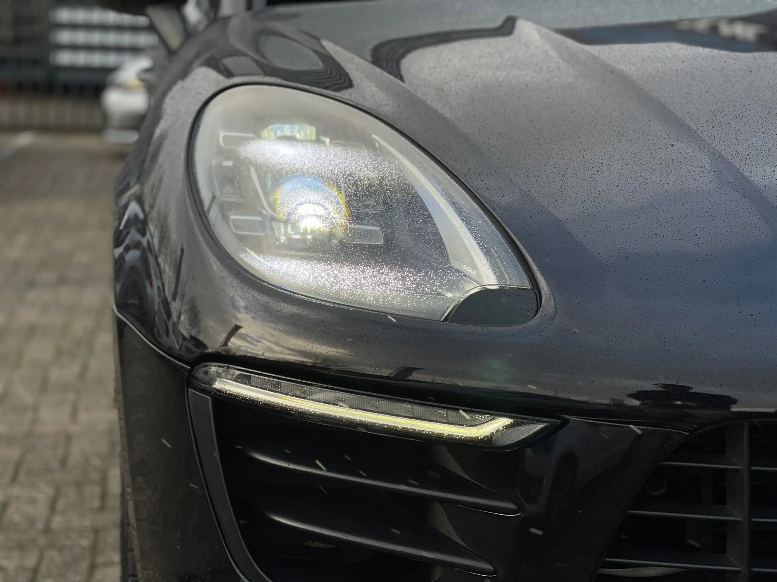 Porsche - Macan