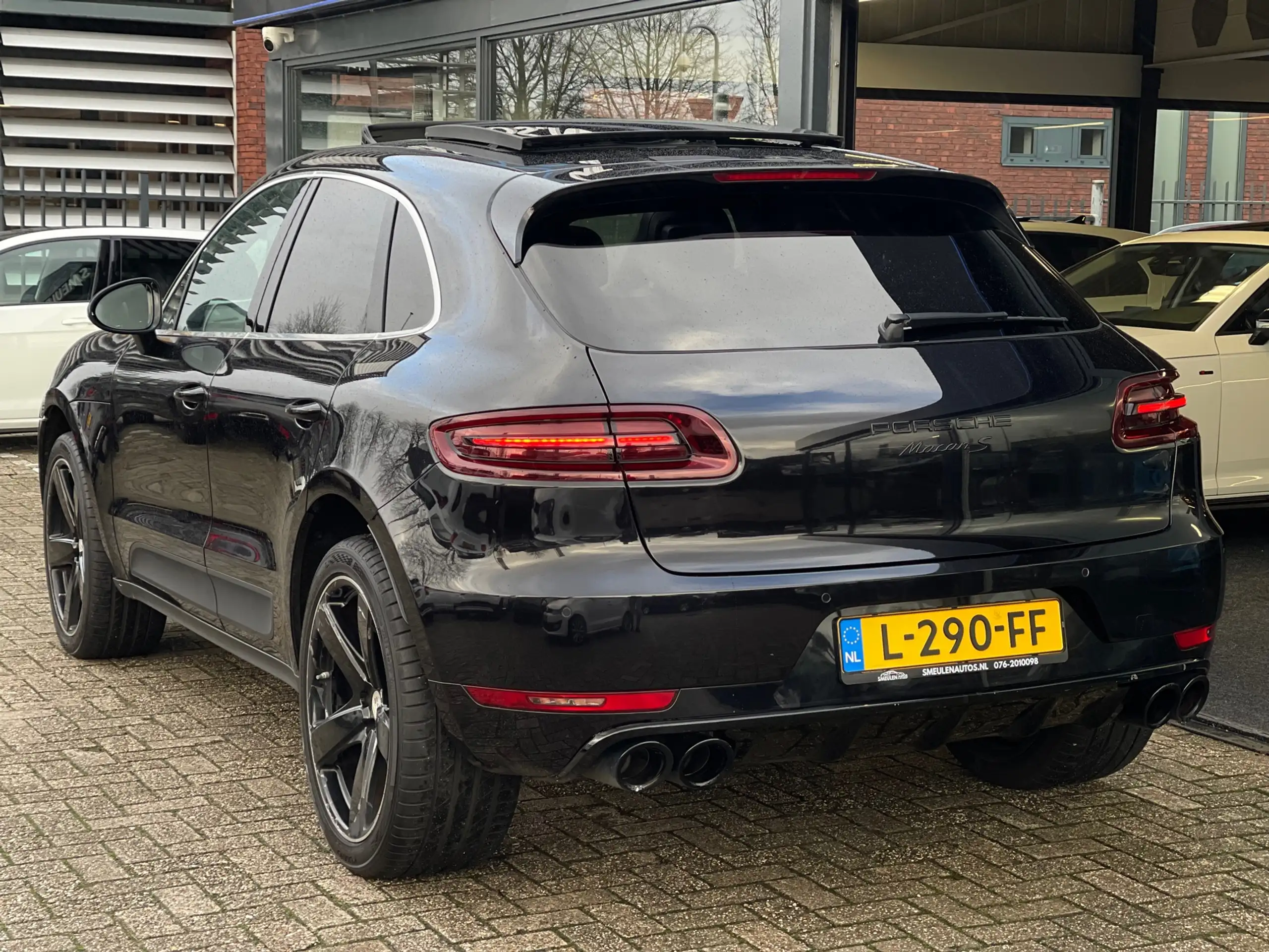 Porsche - Macan