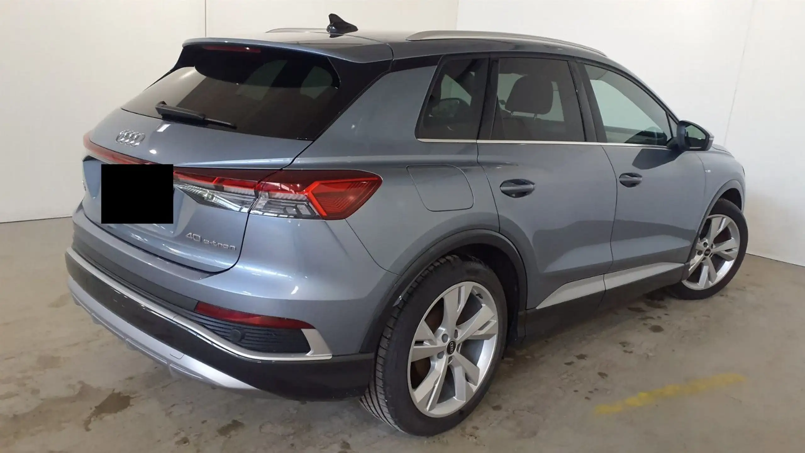 Audi - Q4 e-tron