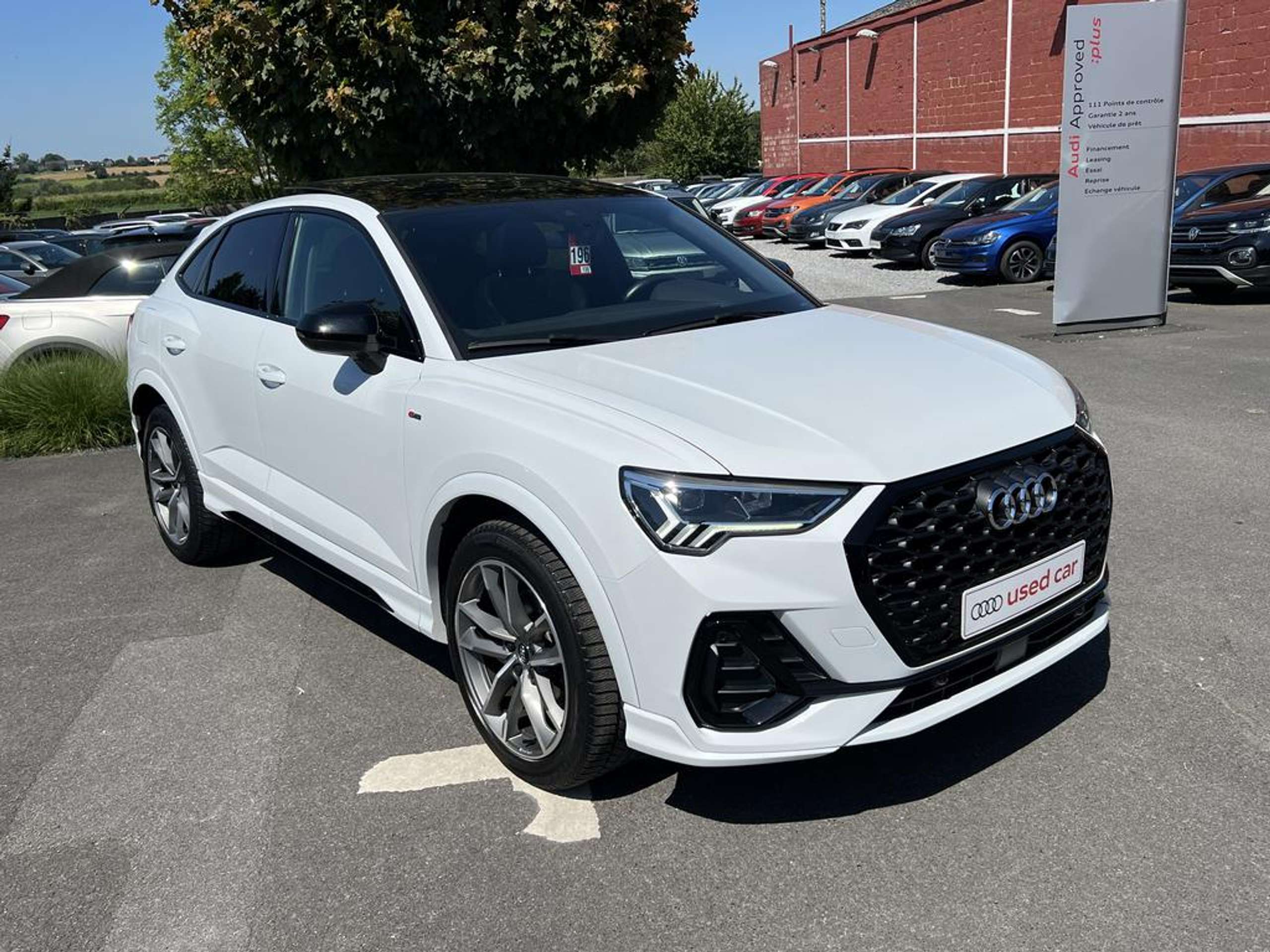 Audi - Q3