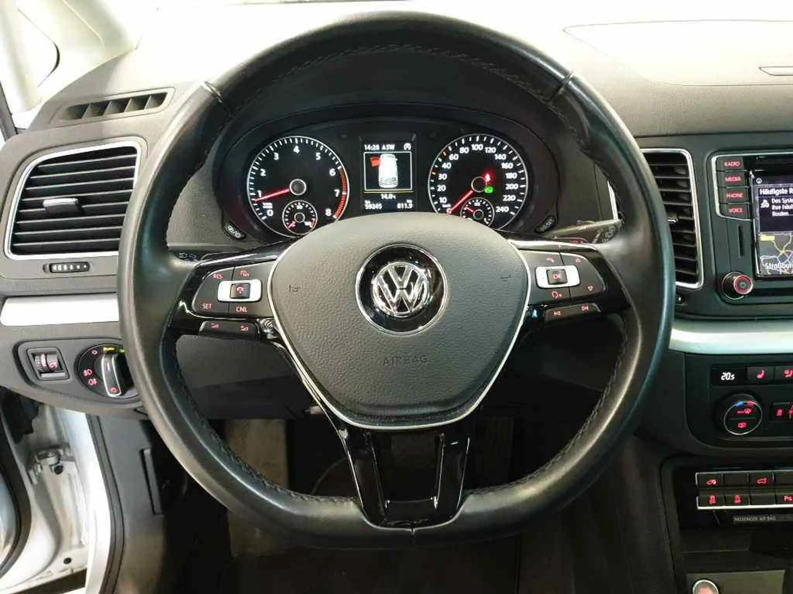 Volkswagen - Sharan