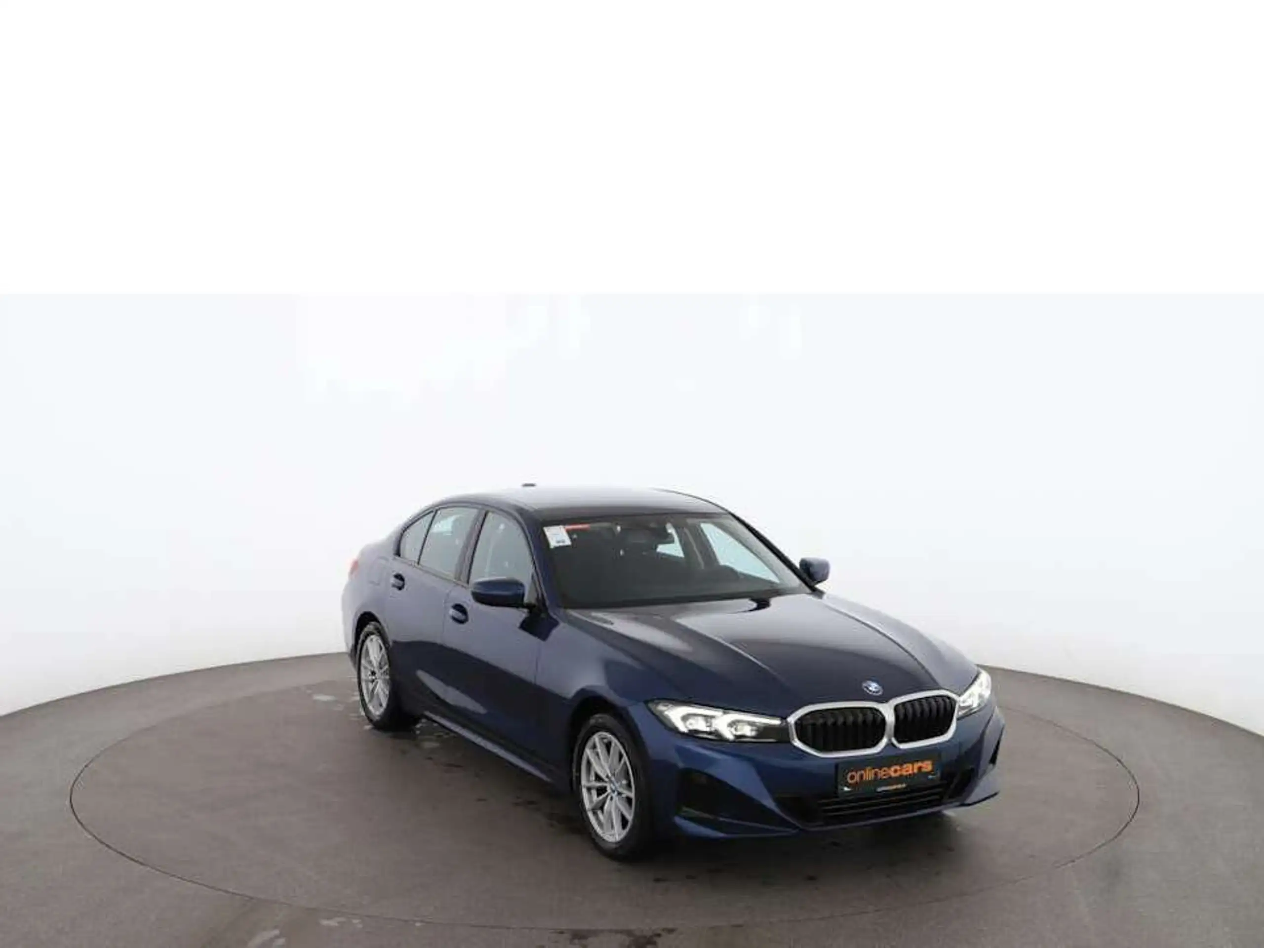 BMW - 320