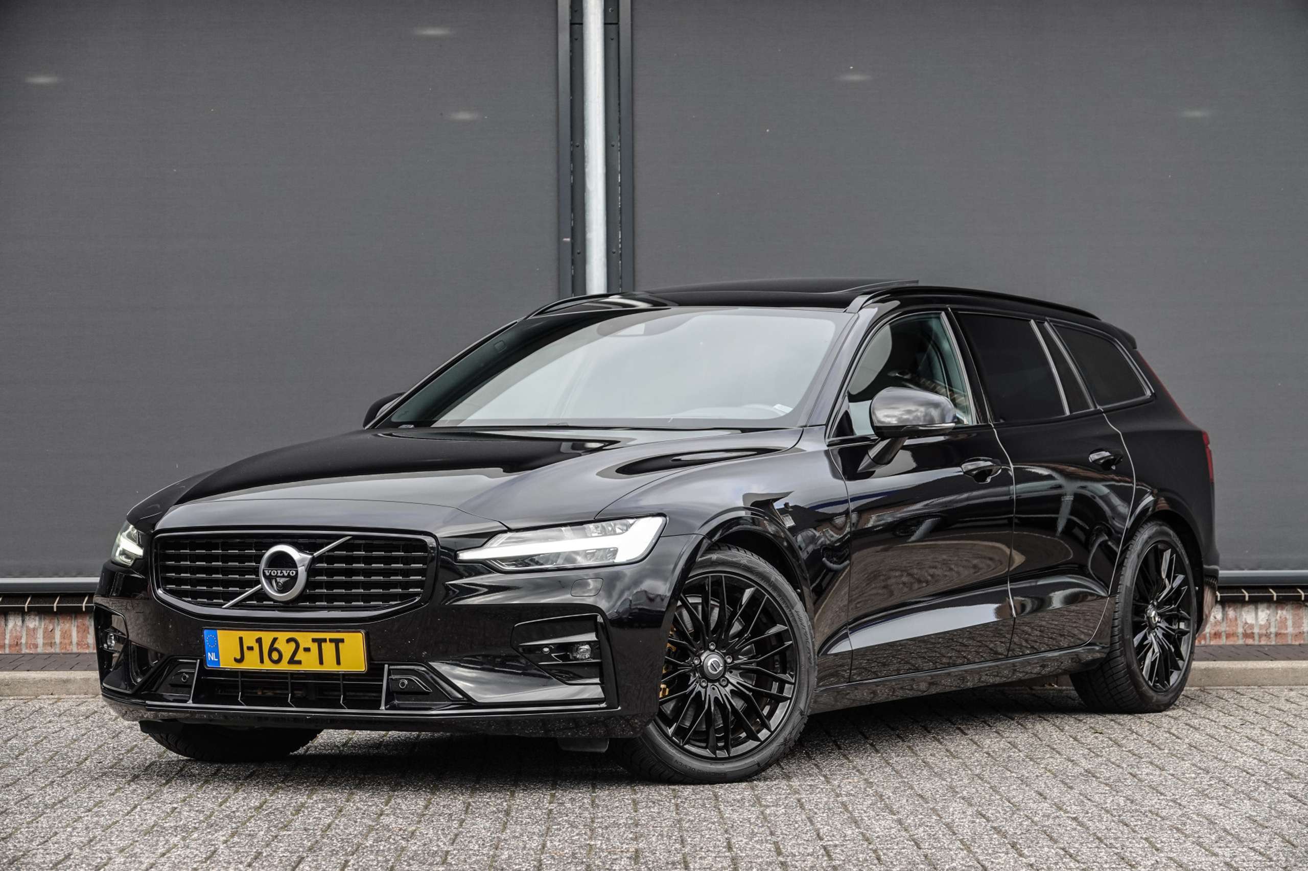 Volvo - V60