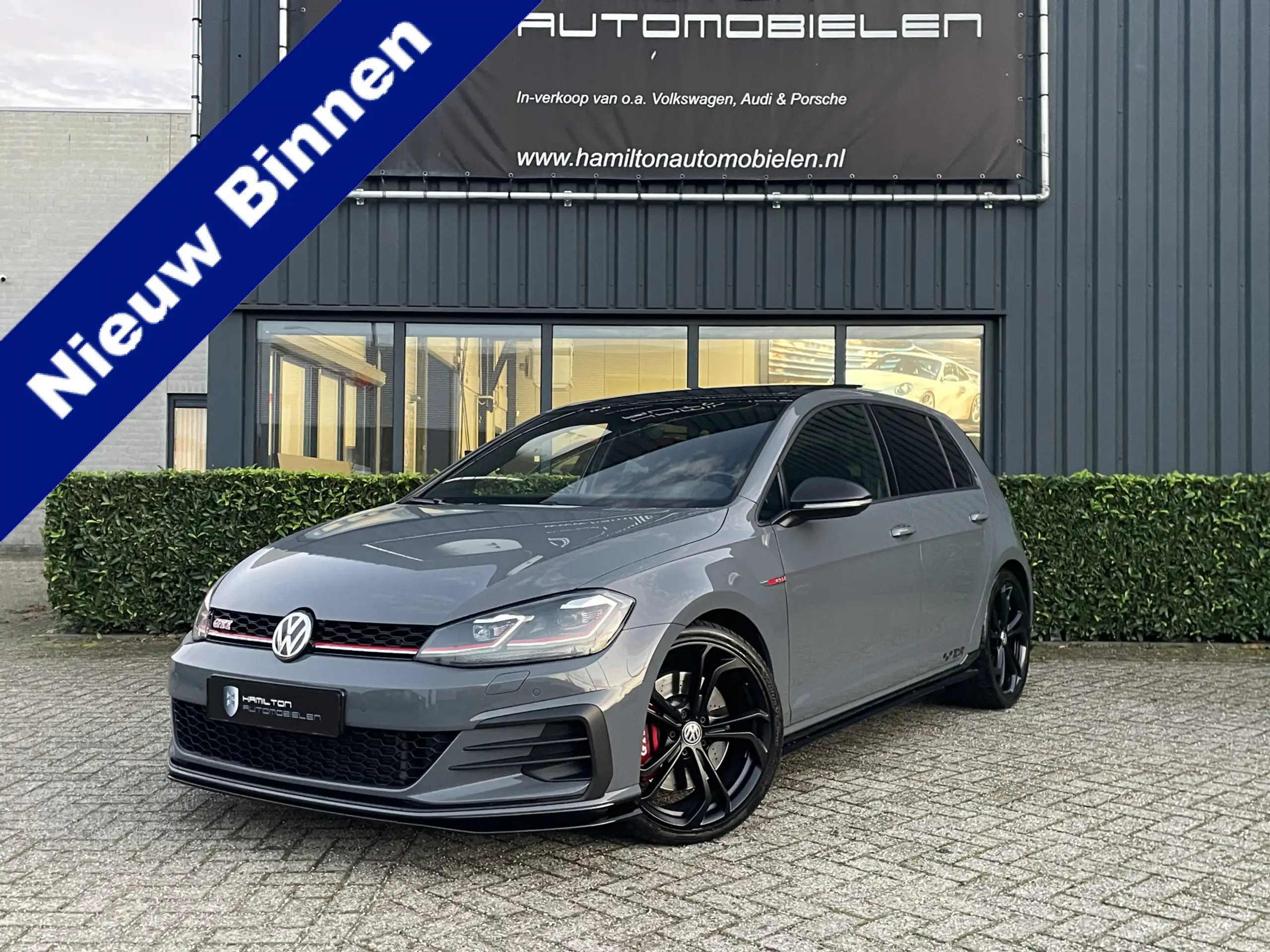 Volkswagen - Golf GTI