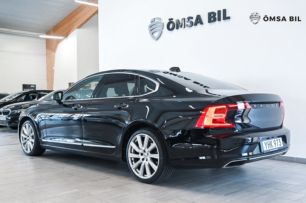 Volvo - S90