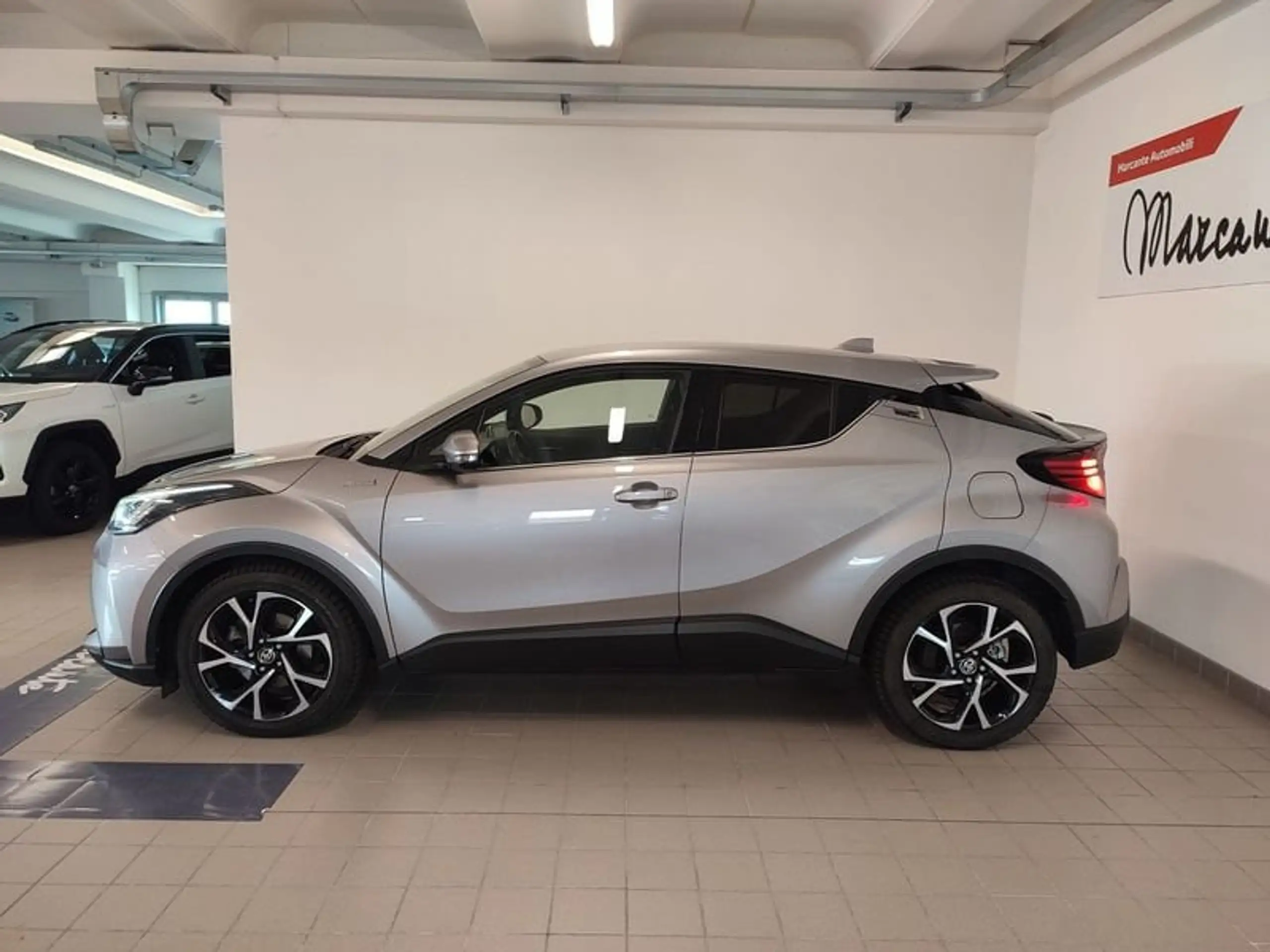 Toyota - C-HR