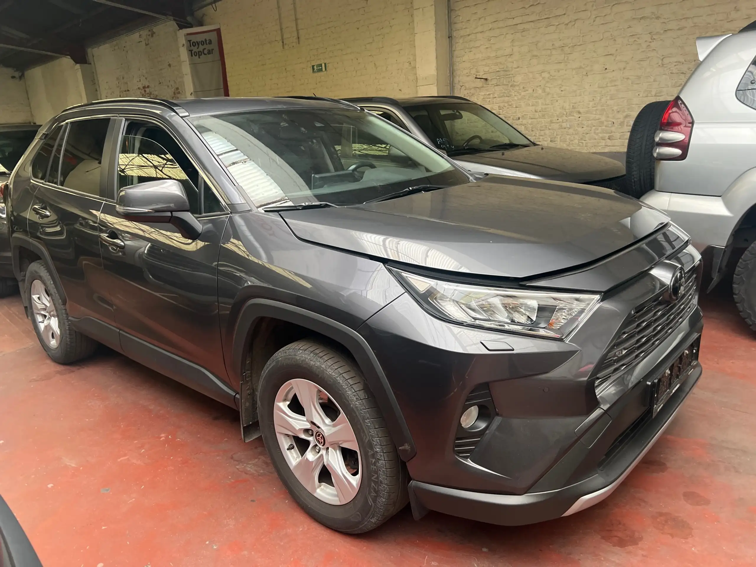 Toyota - RAV 4