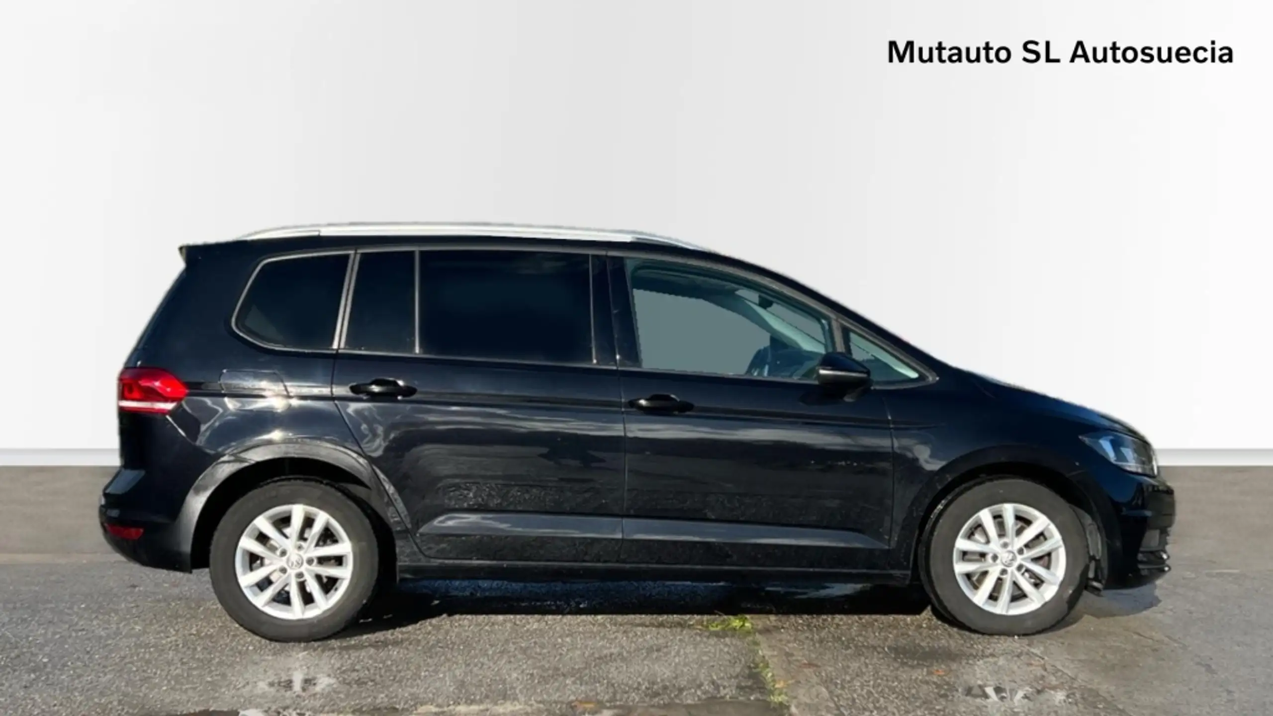 Volkswagen - Touran