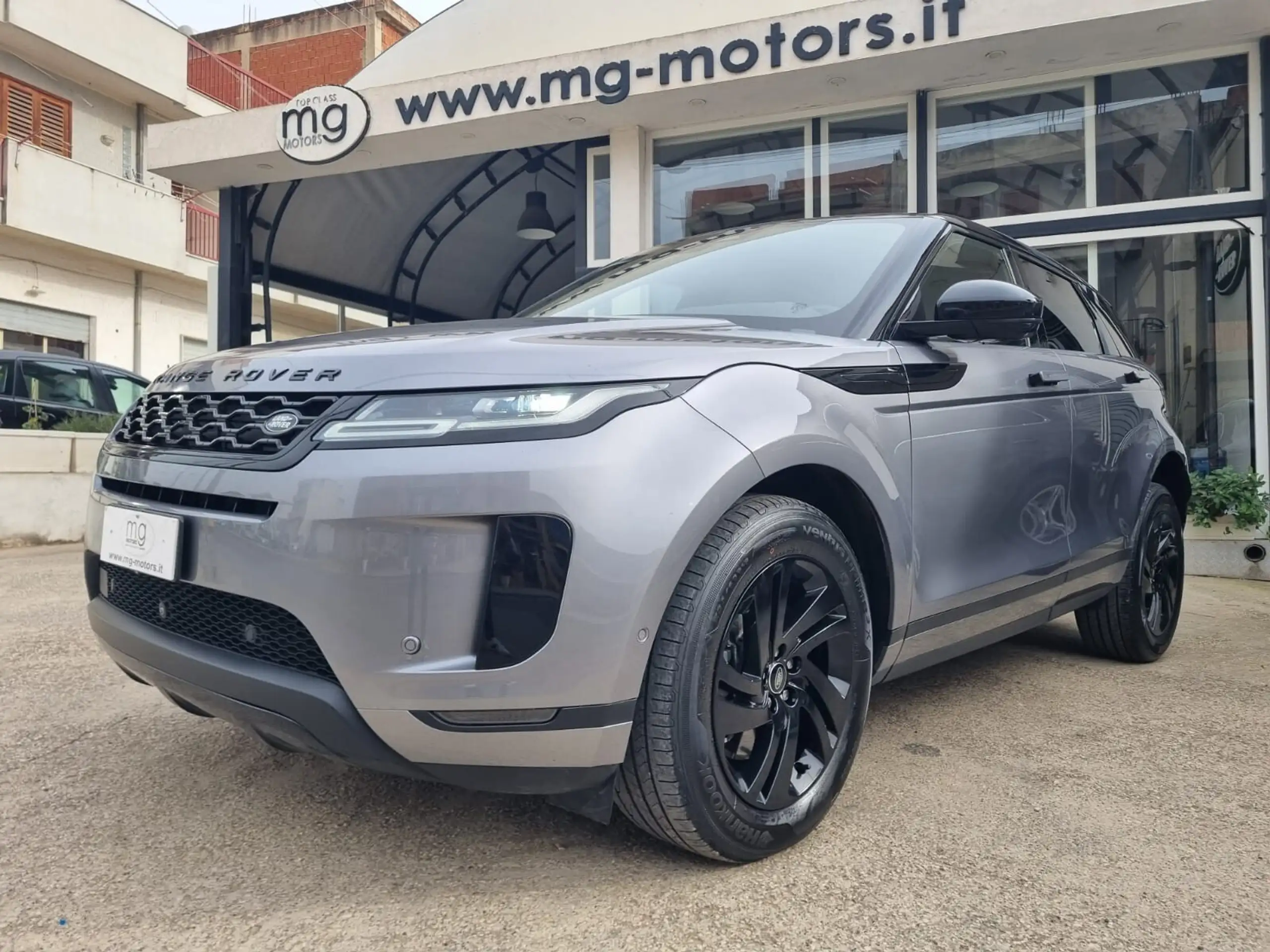 Land Rover - Range Rover Evoque