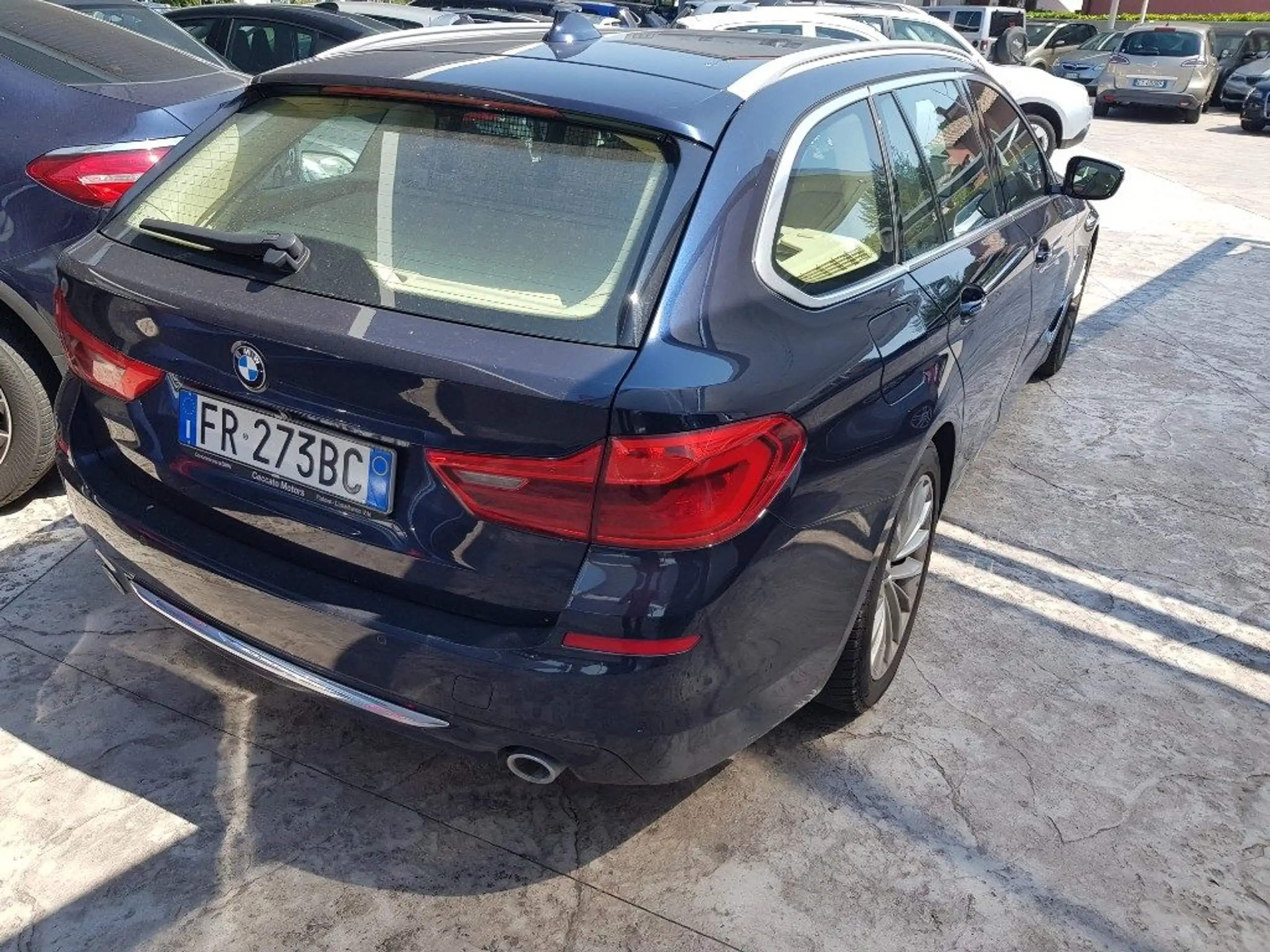 BMW - 520