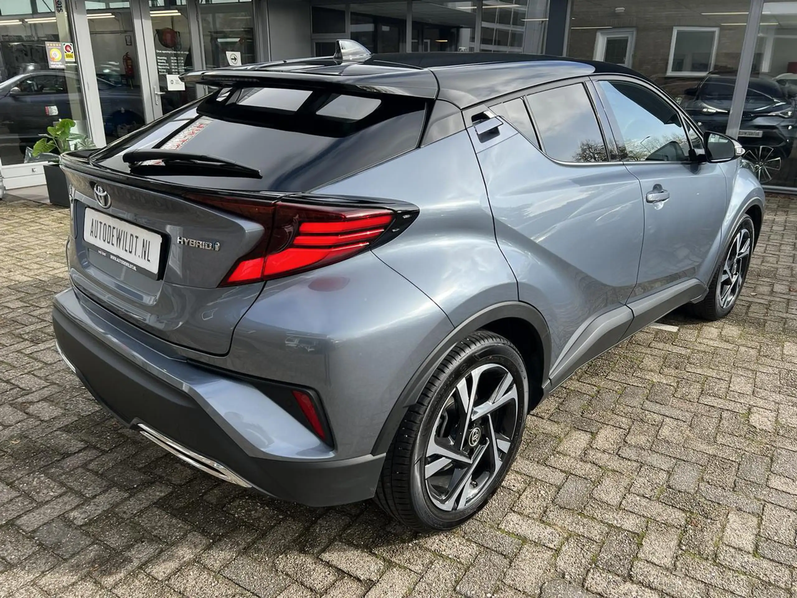 Toyota - C-HR