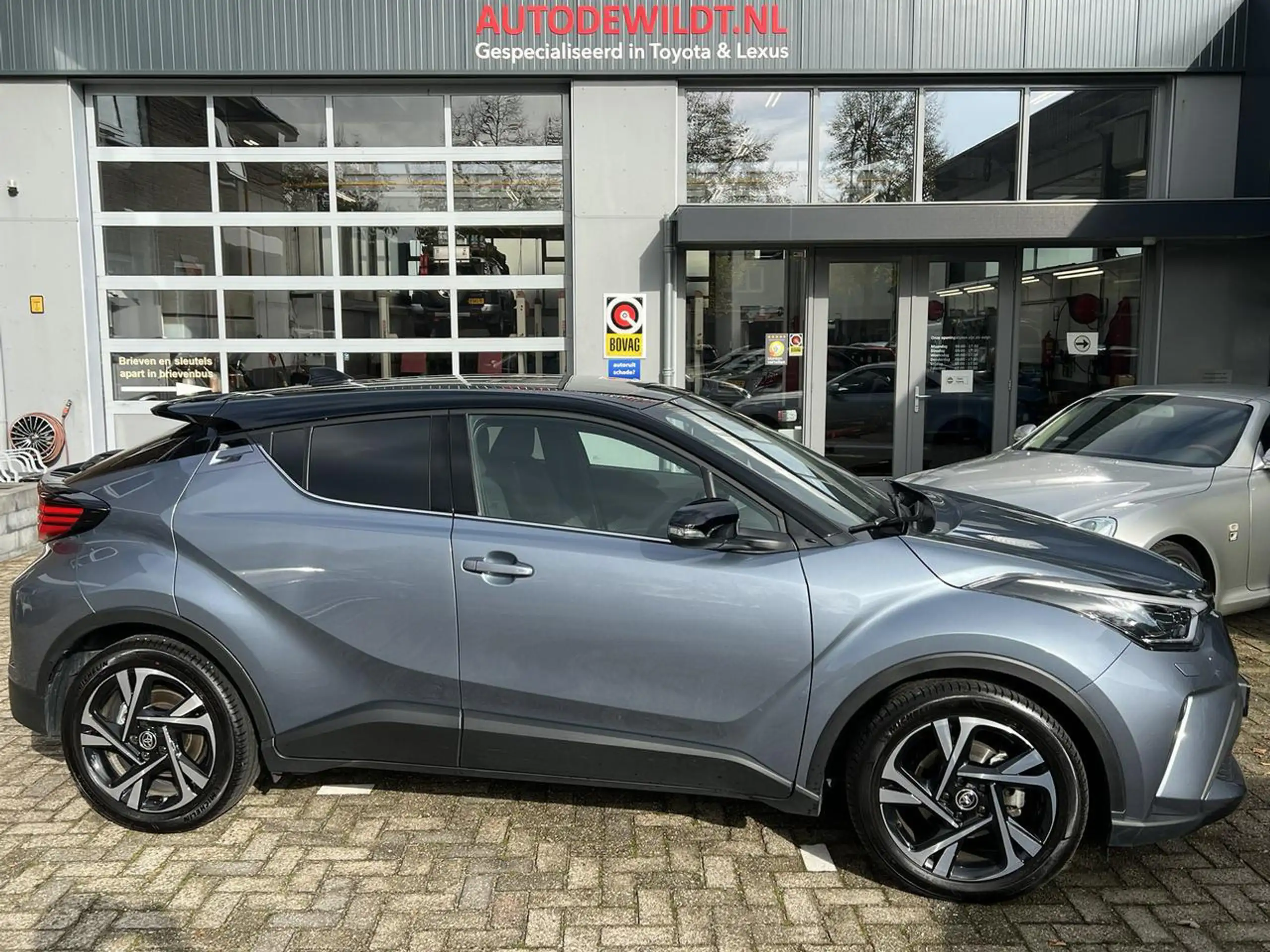 Toyota - C-HR