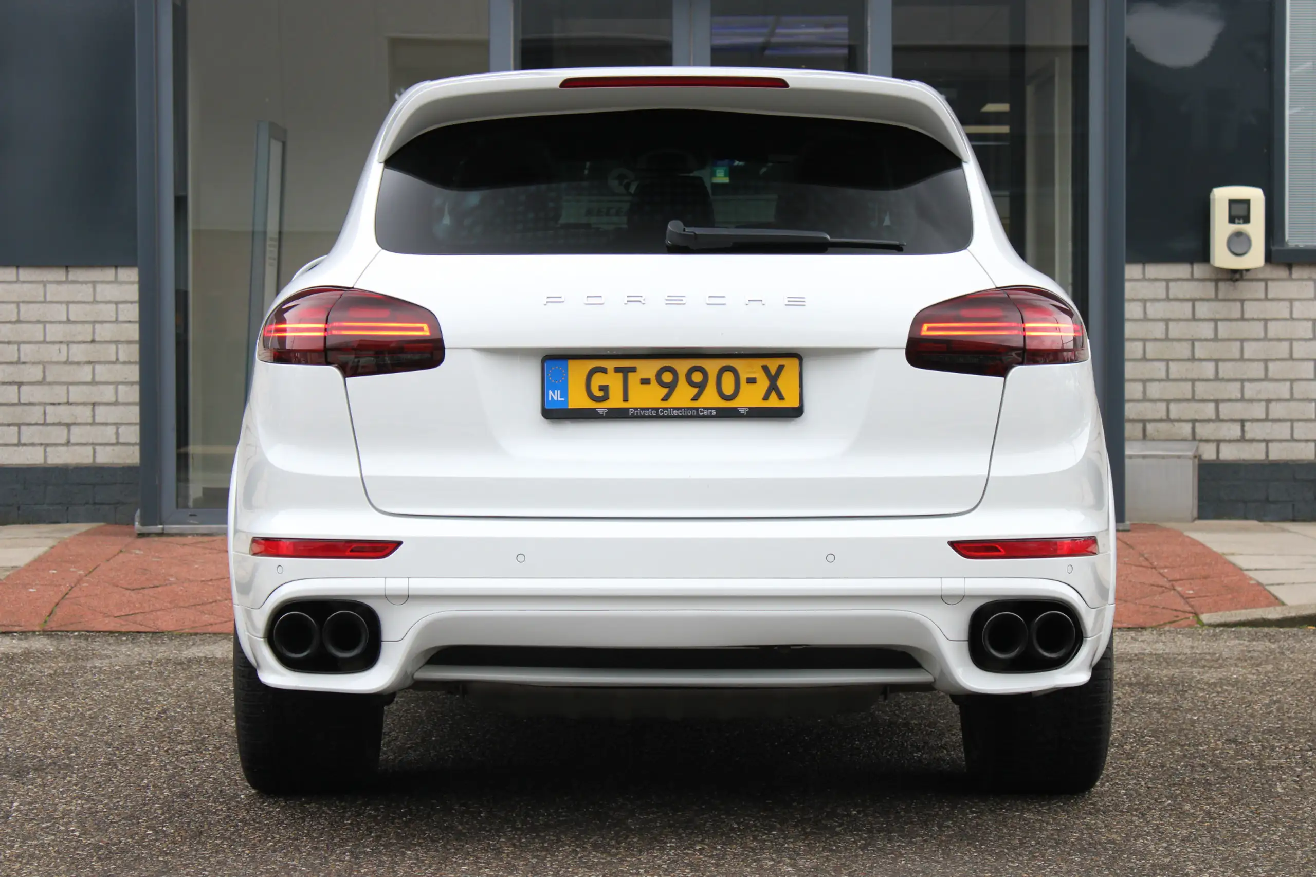 Porsche - Cayenne