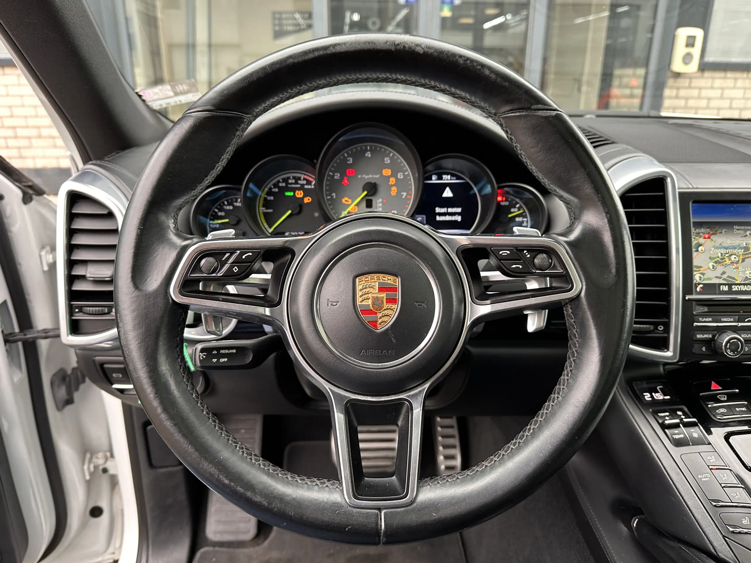 Porsche - Cayenne