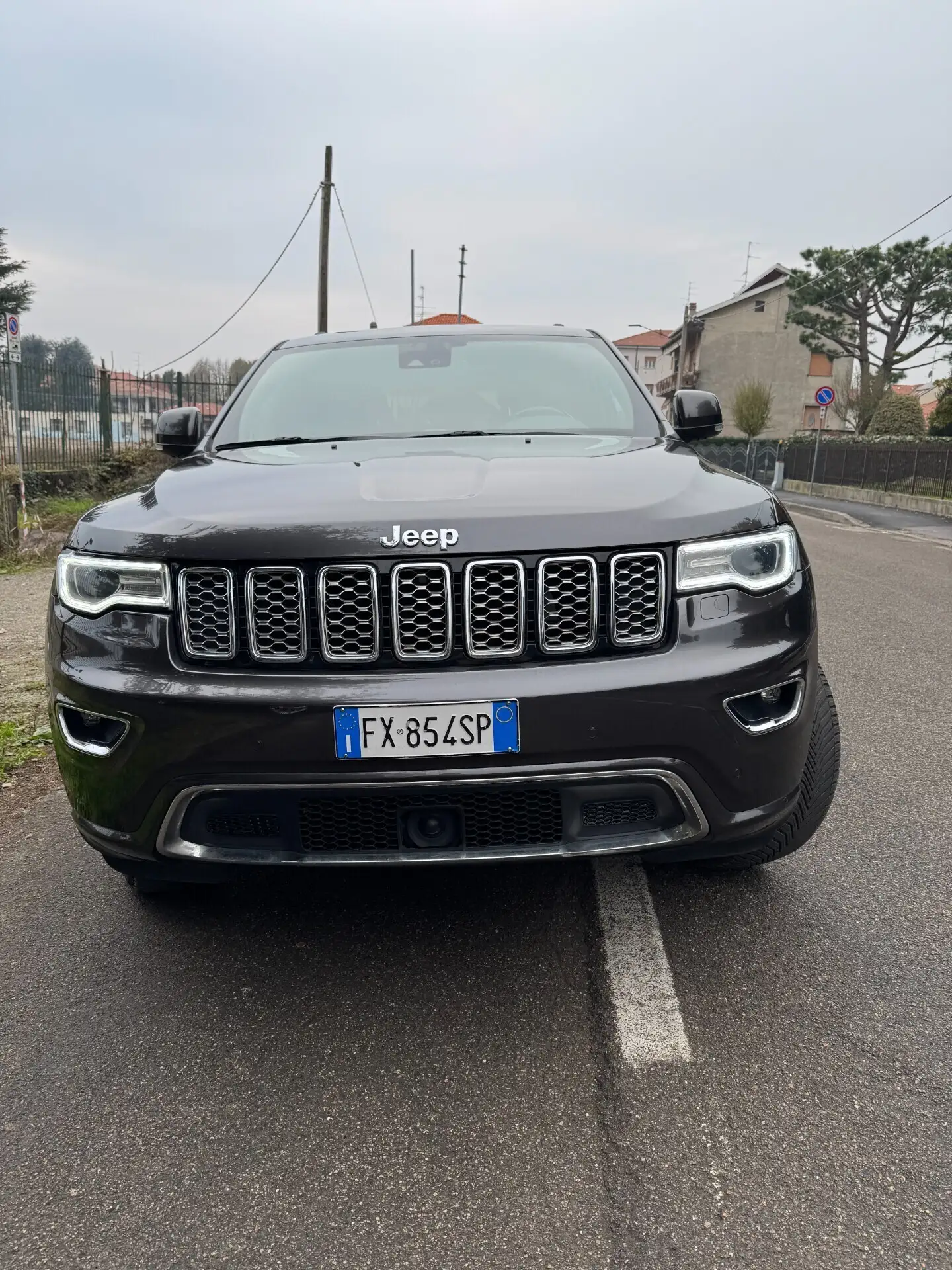 Jeep - Grand Cherokee