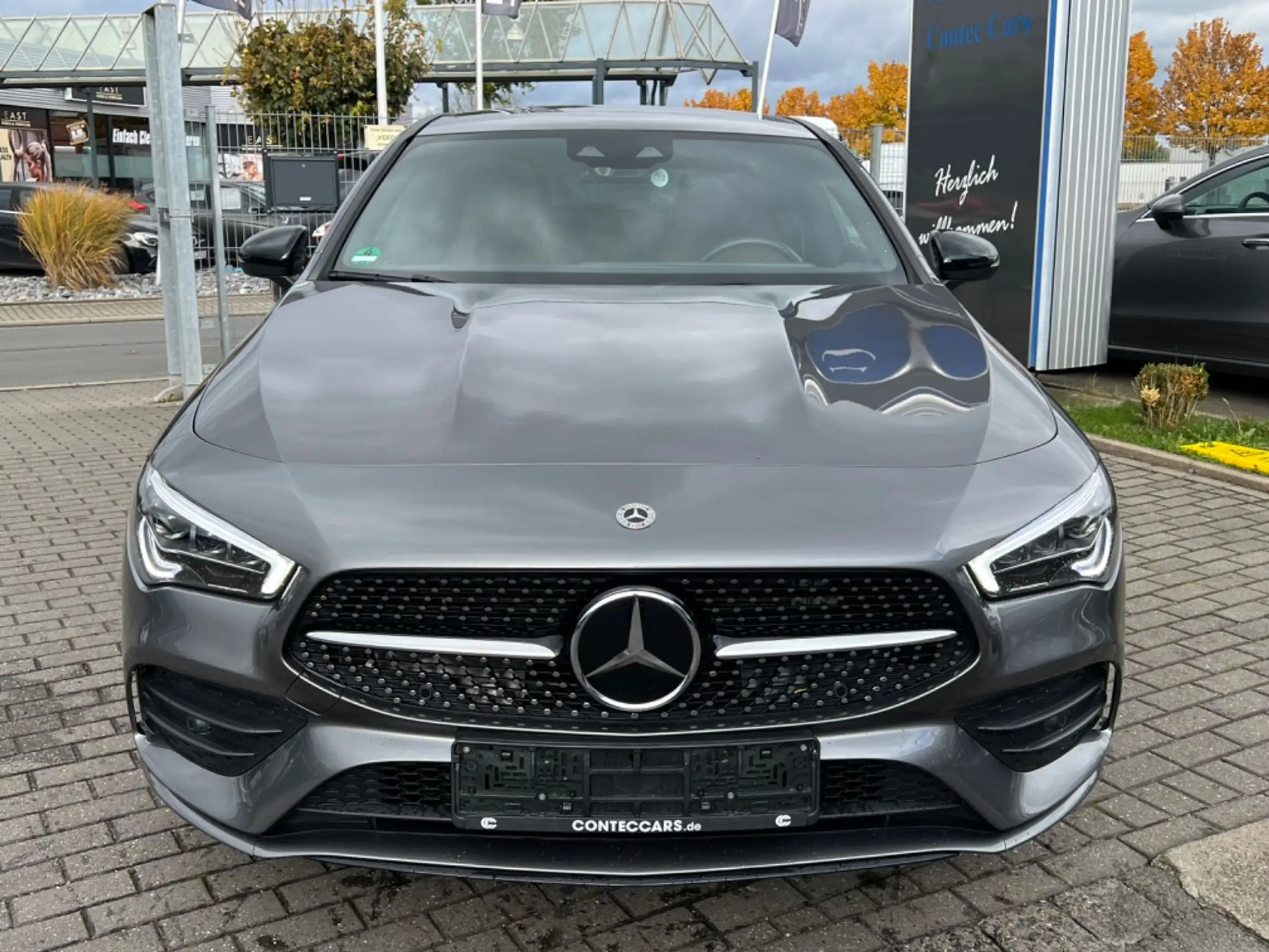 Mercedes-Benz - CLA 250