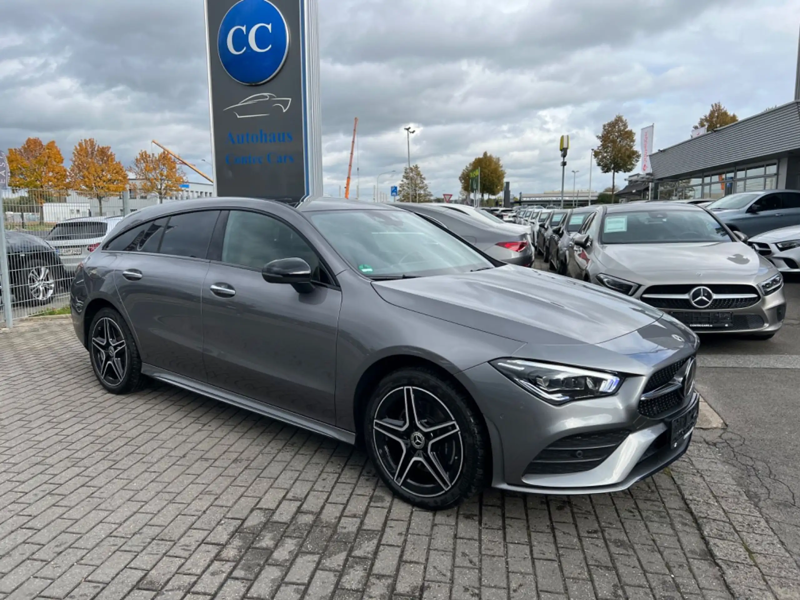 Mercedes-Benz - CLA 250