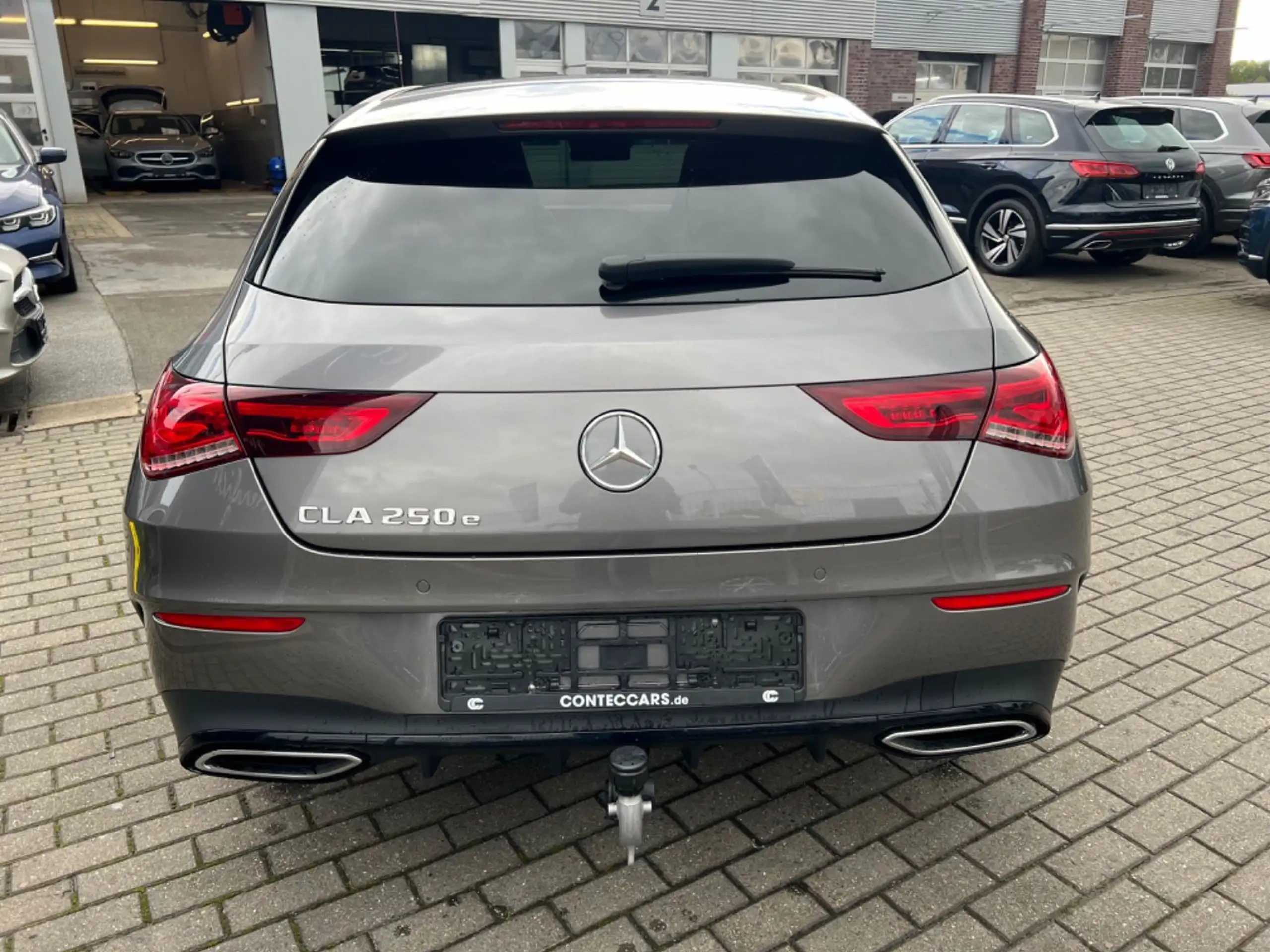 Mercedes-Benz - CLA 250