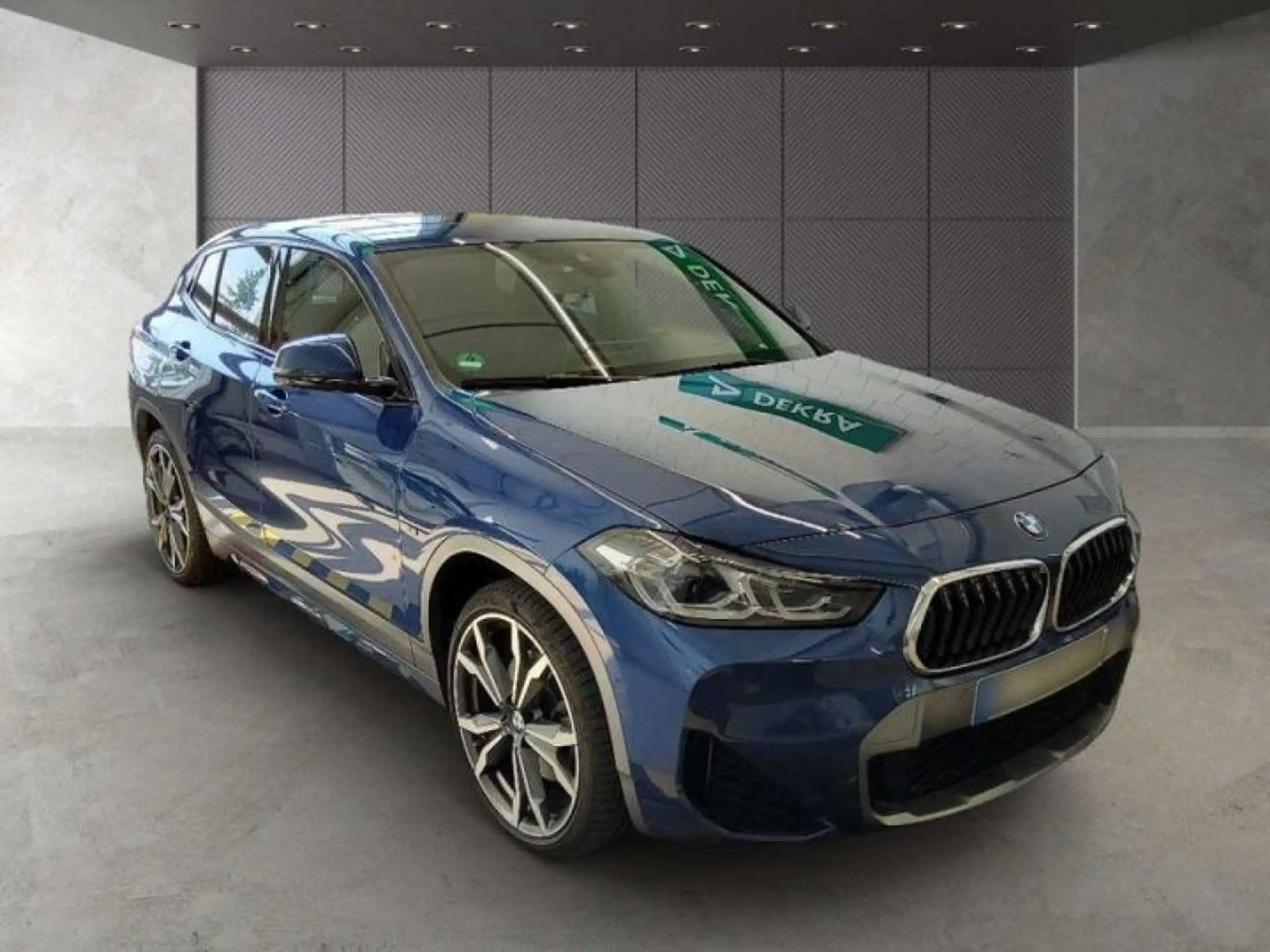 BMW - X2