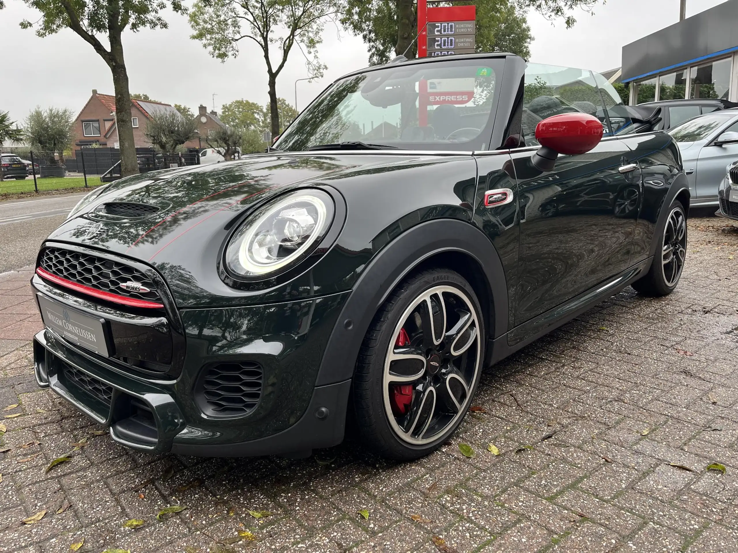 MINI - John Cooper Works Cabrio