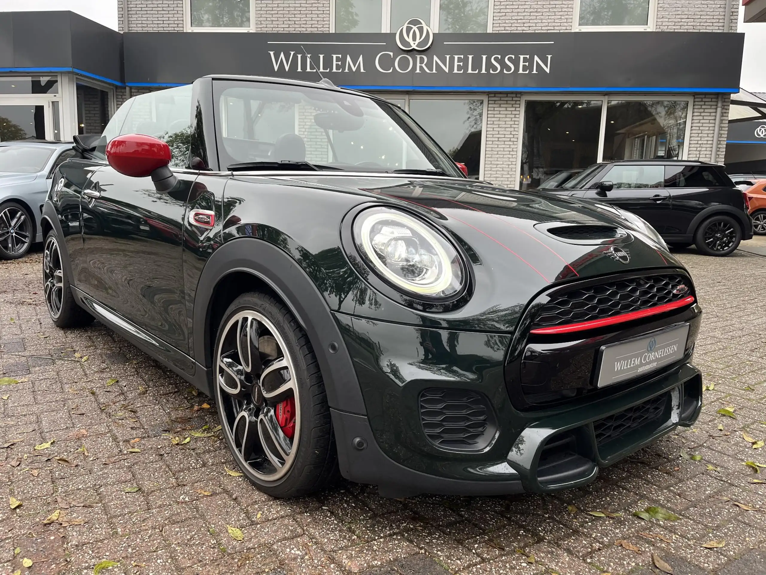 MINI - John Cooper Works Cabrio