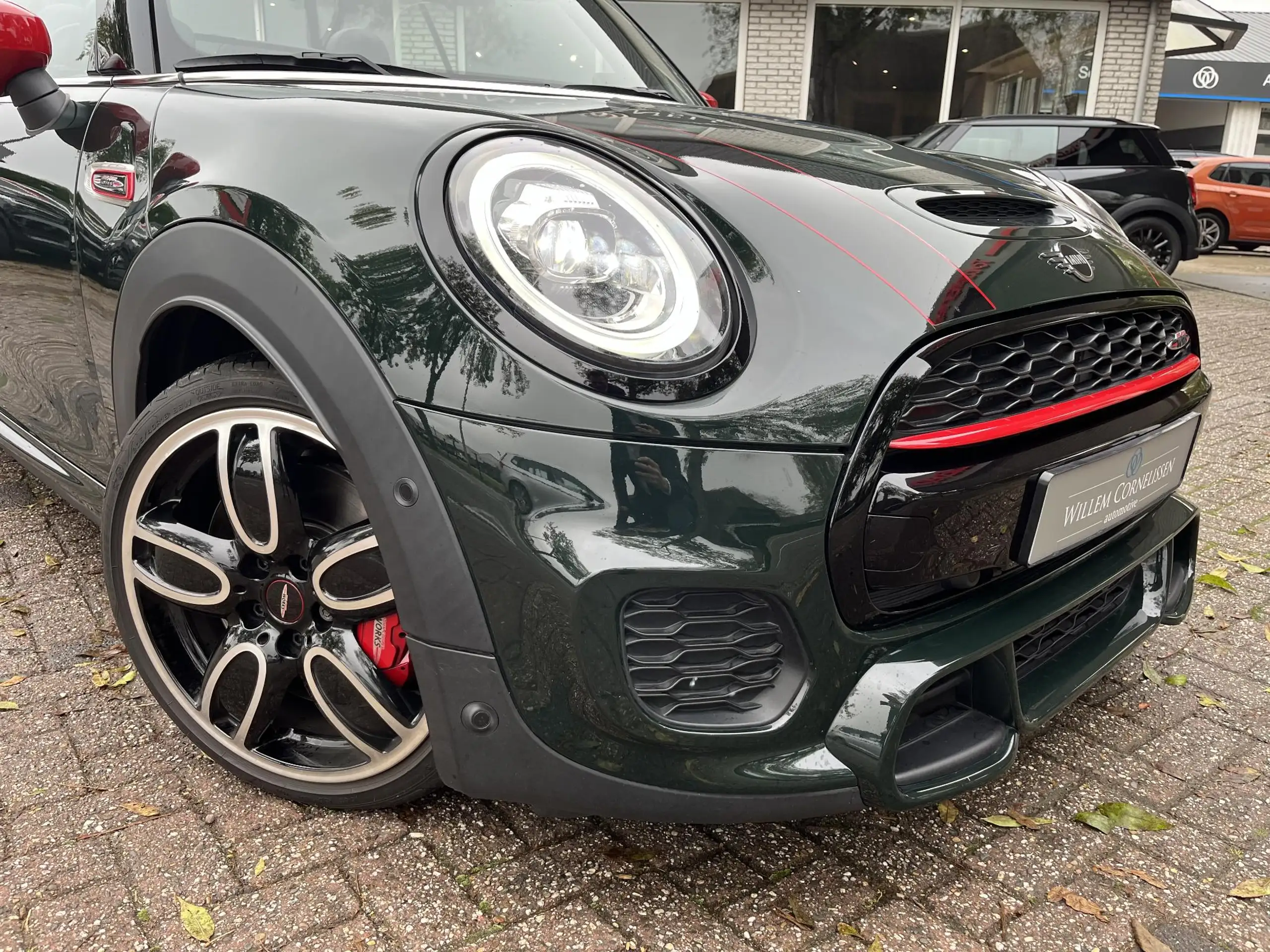 MINI - John Cooper Works Cabrio