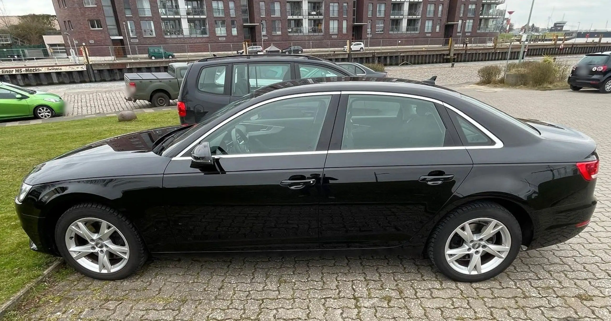 Audi - A4