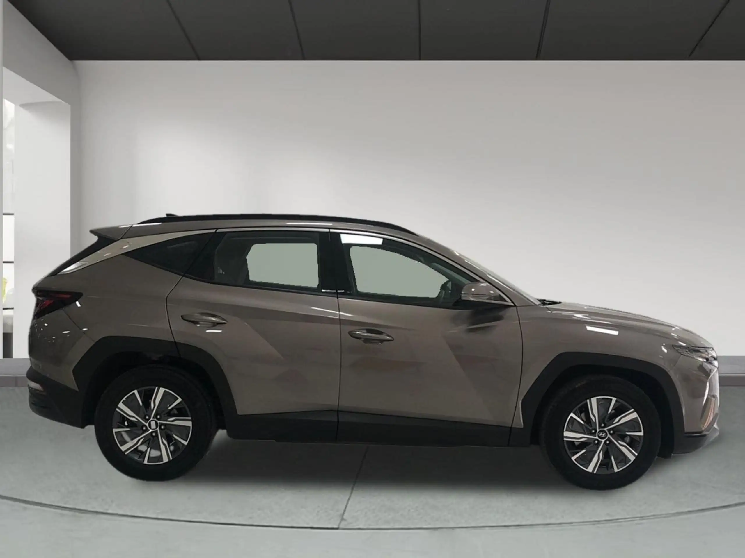 Hyundai - TUCSON