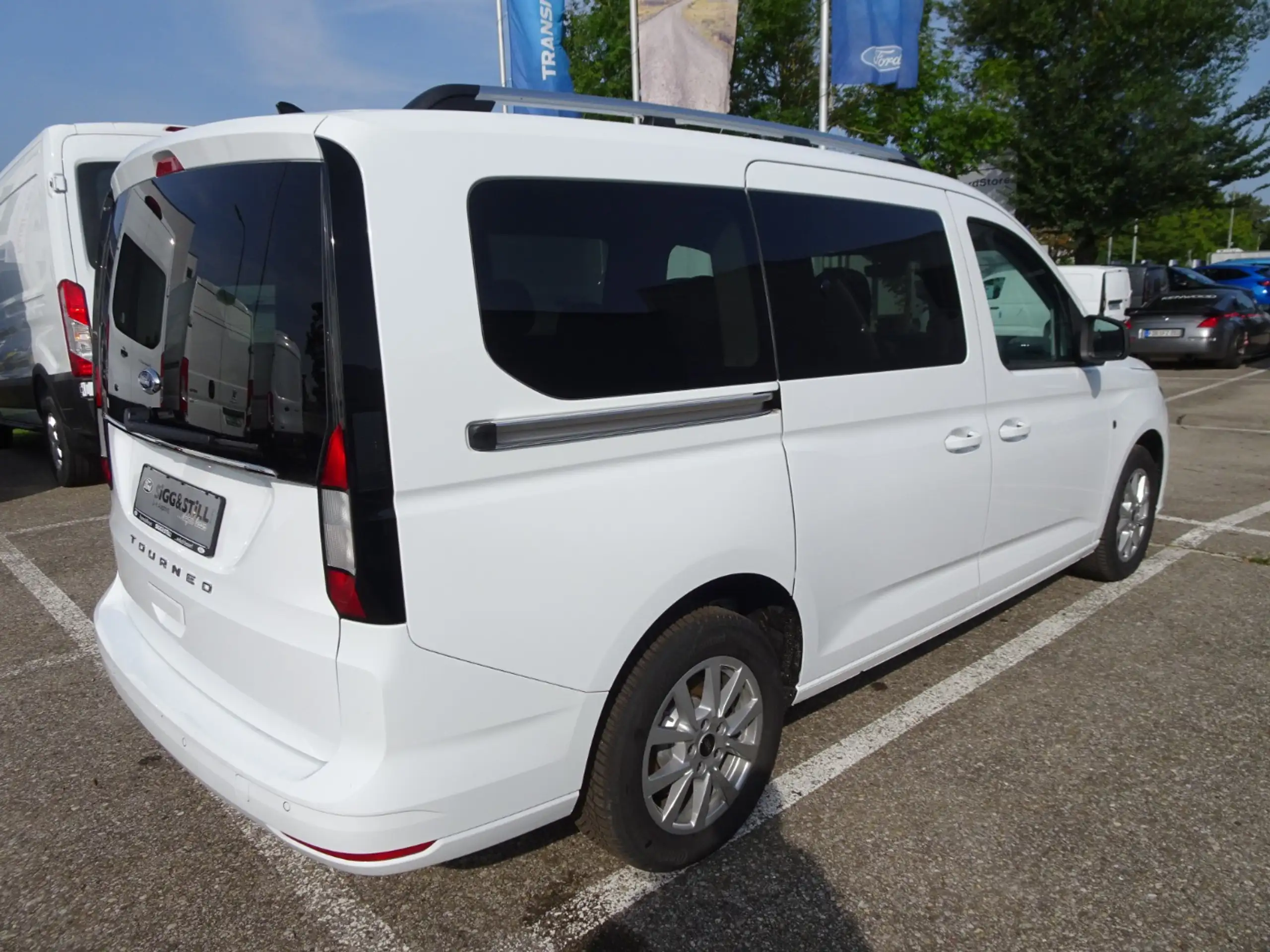 Ford - Tourneo Connect